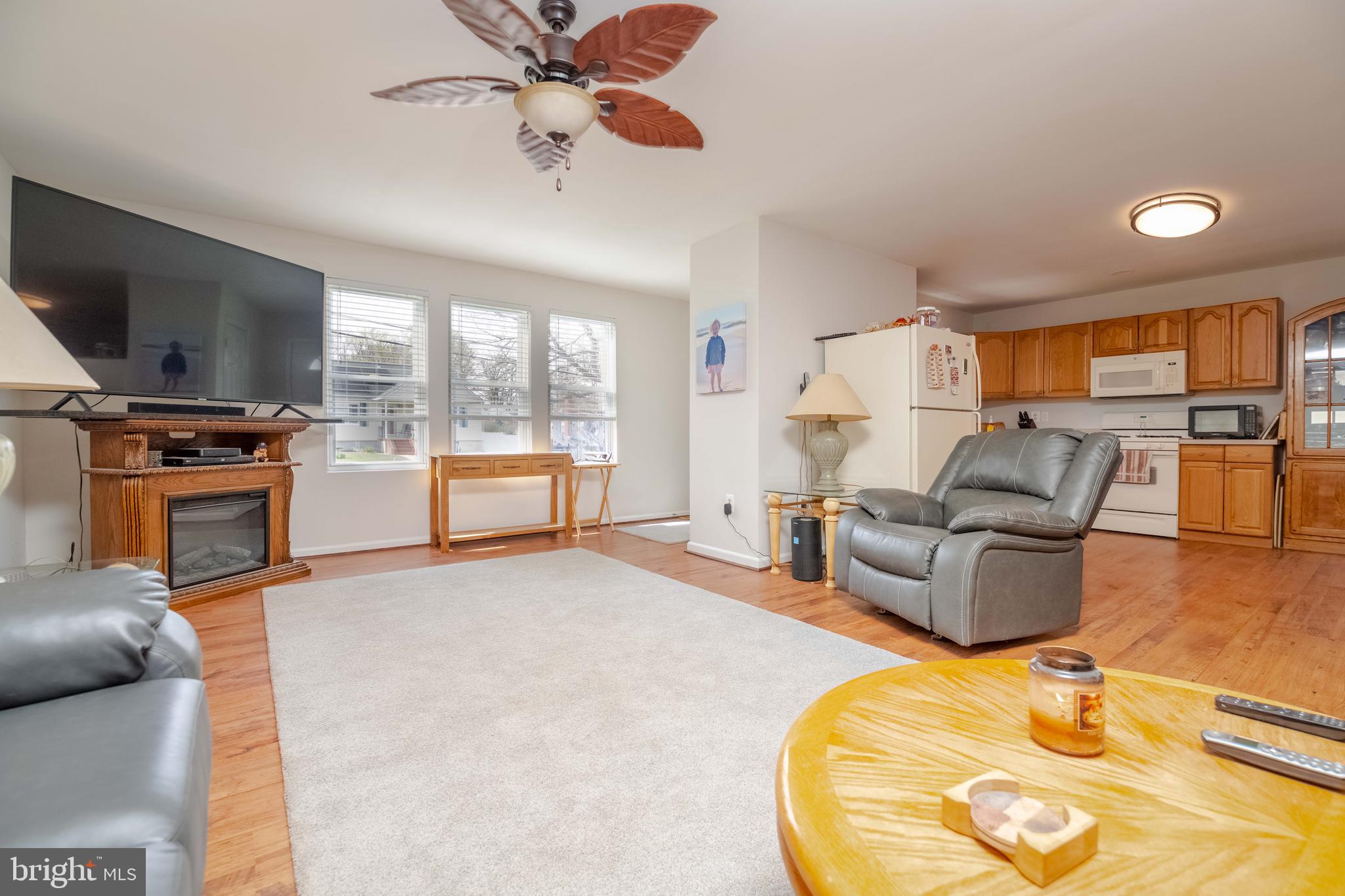 HILLENDALE PARK - Residential