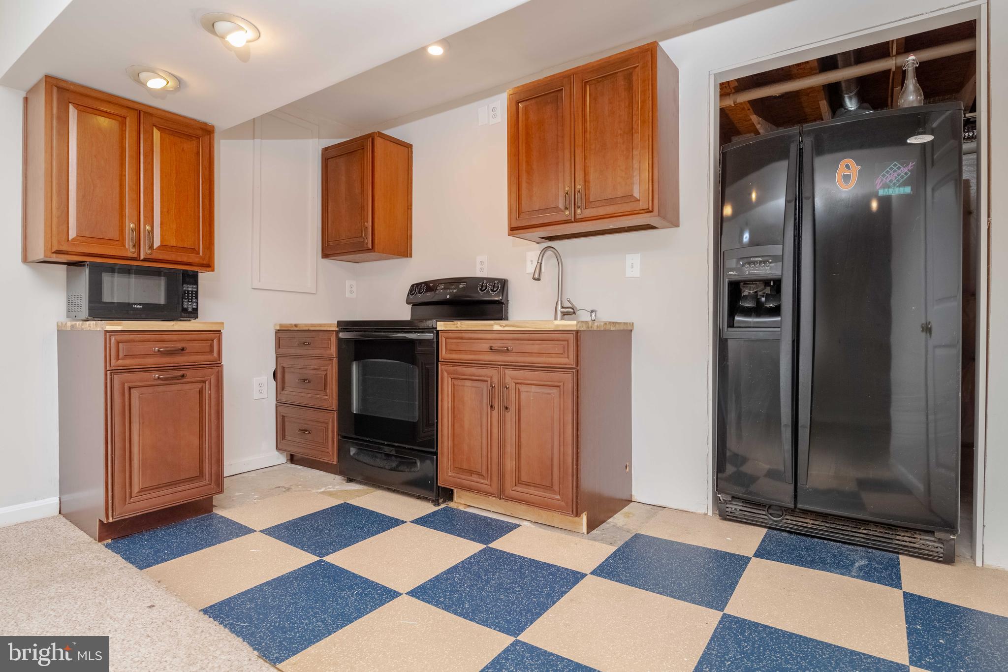 HILLENDALE PARK - Residential