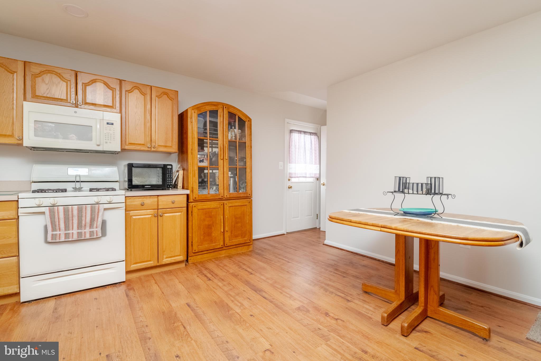 HILLENDALE PARK - Residential