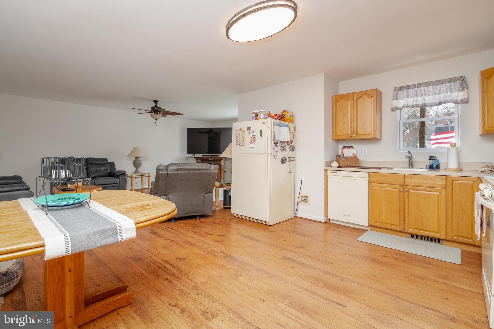 HILLENDALE PARK - Residential