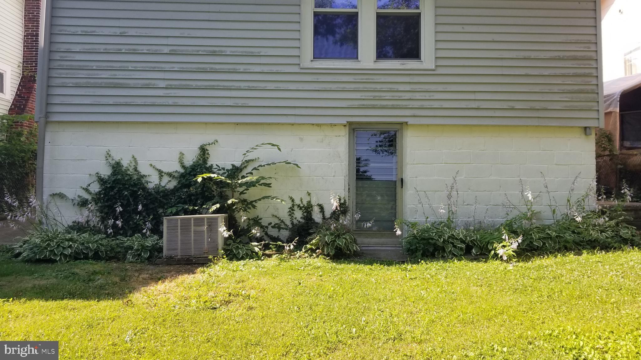 HYATTSVILLE HILLS - Residential Lease