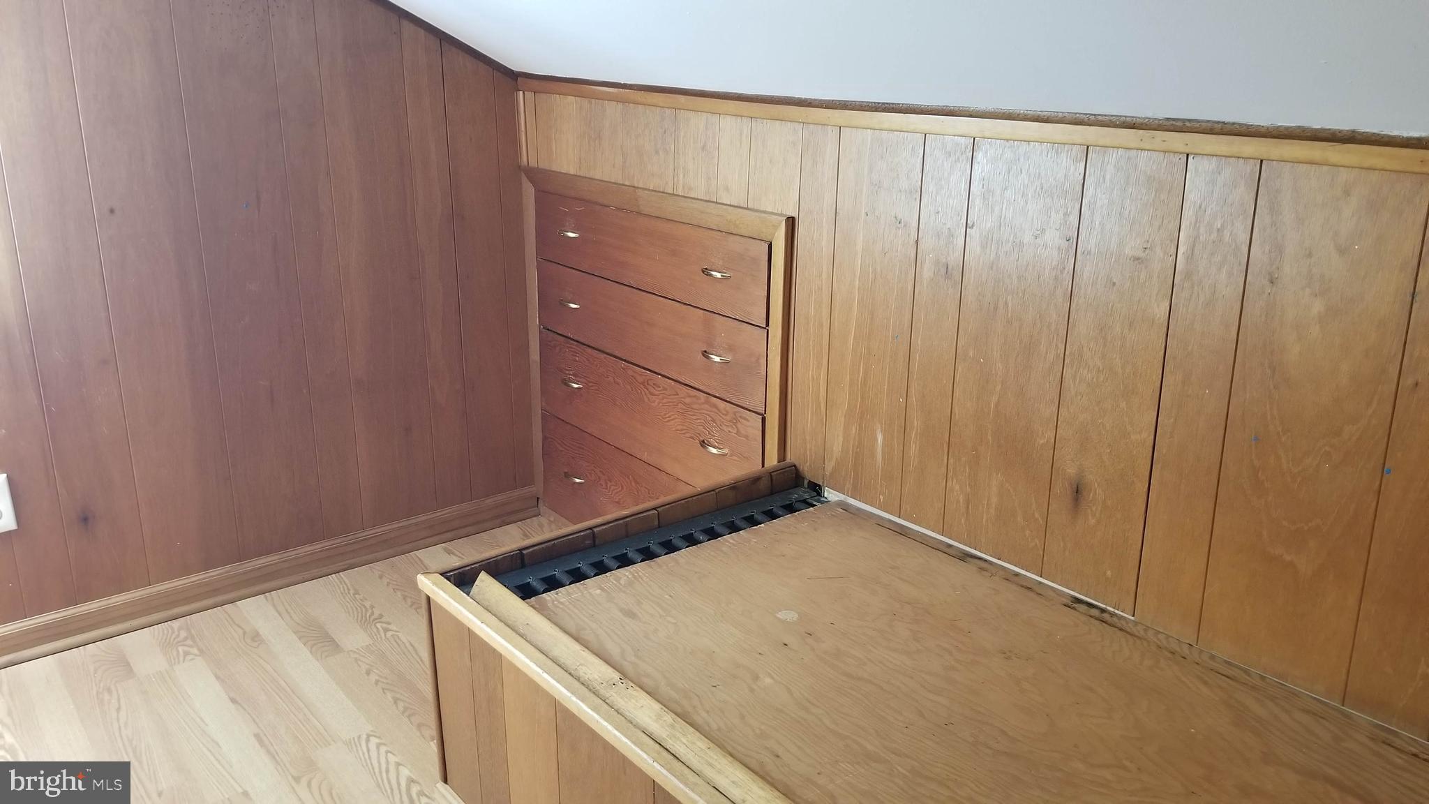 HYATTSVILLE HILLS - Residential Lease