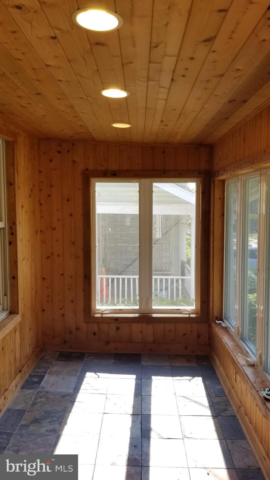 HYATTSVILLE HILLS - Residential Lease