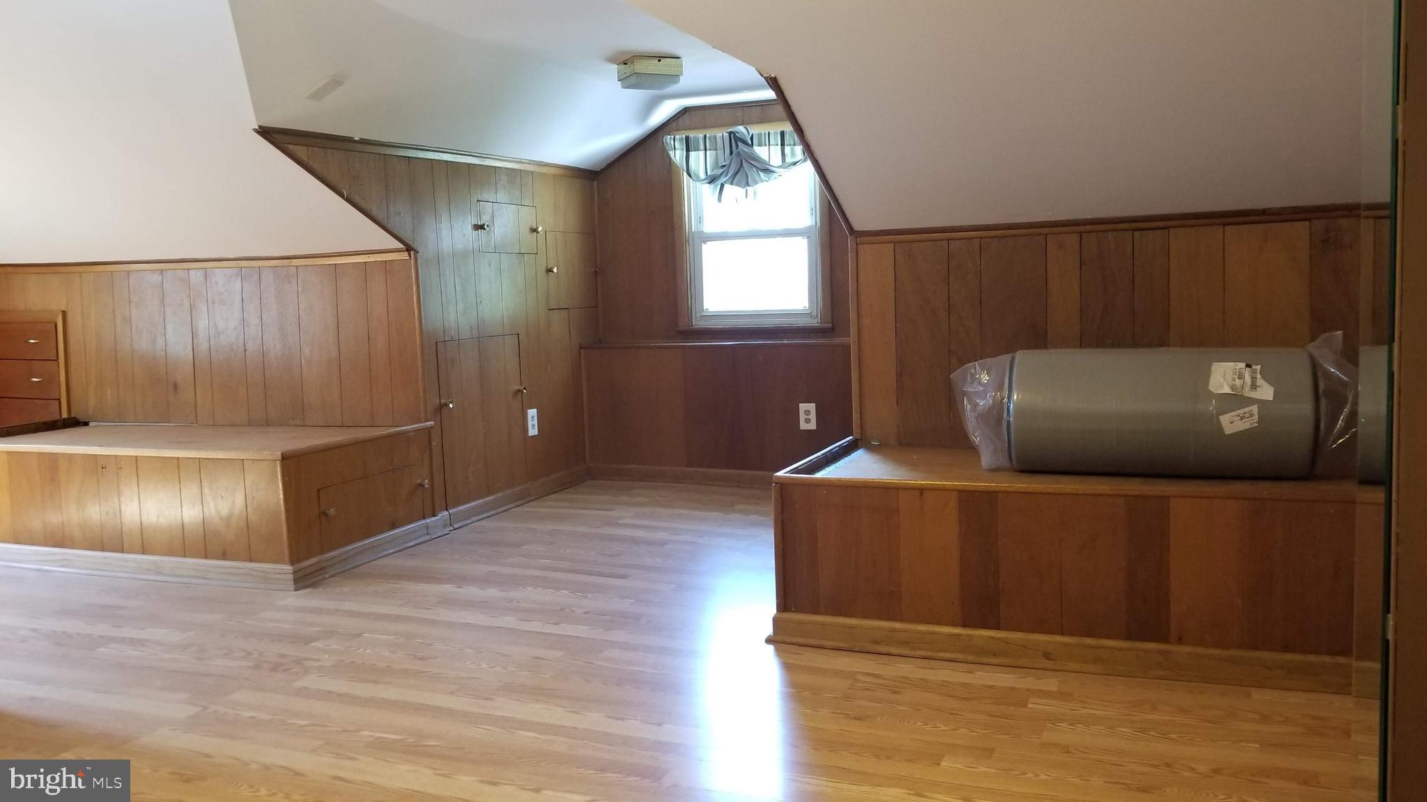 HYATTSVILLE HILLS - Residential Lease