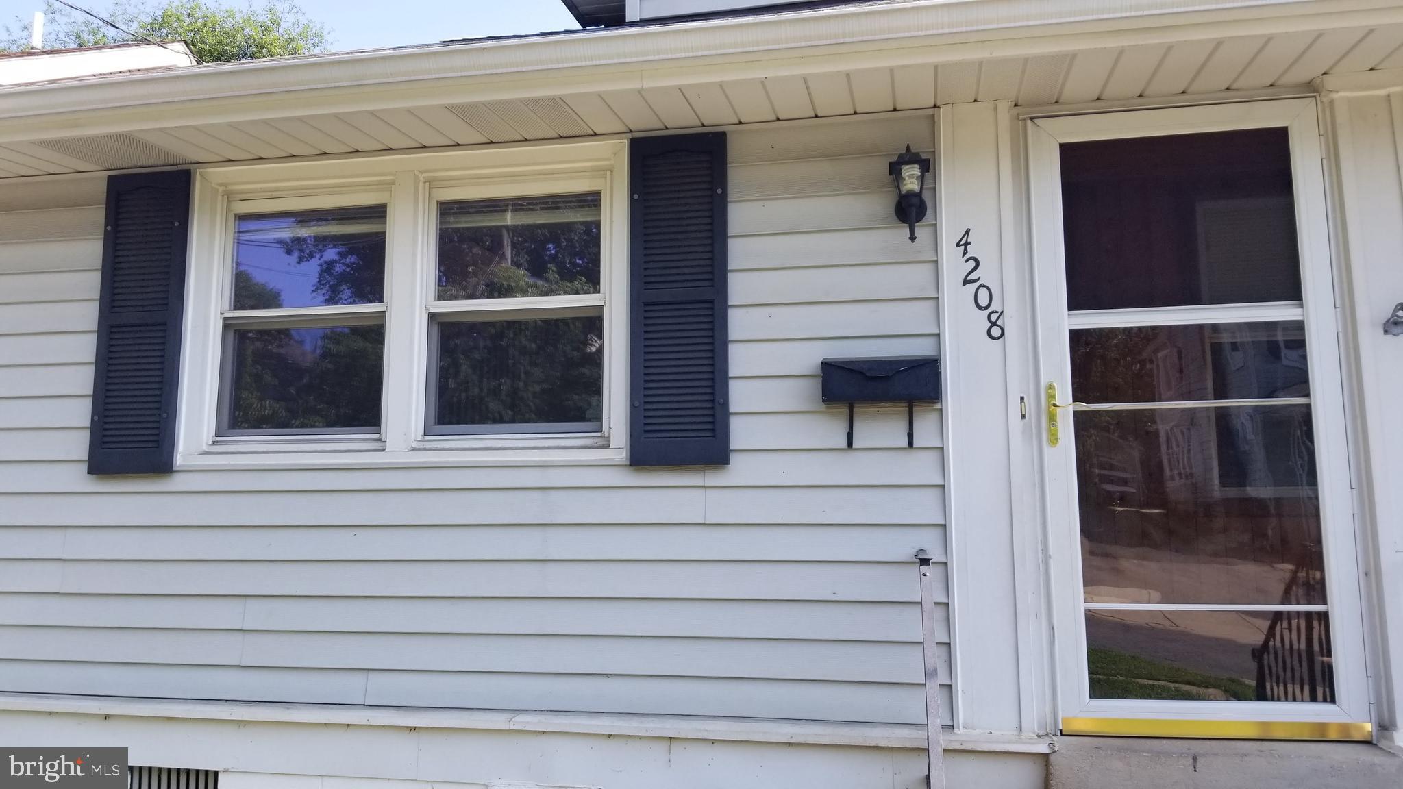 HYATTSVILLE HILLS - Residential Lease