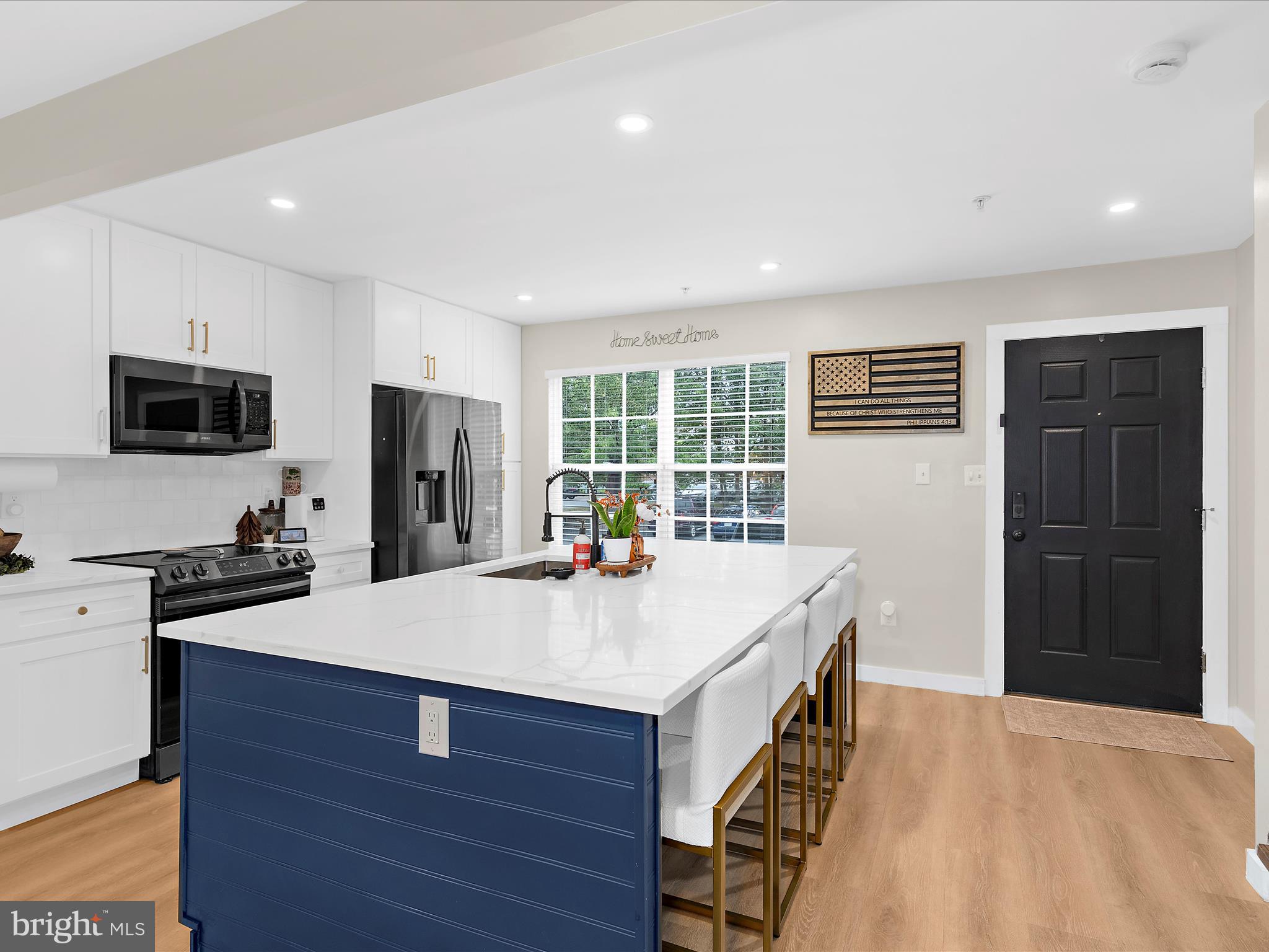 FARMINGTON VILLAGE - Residential