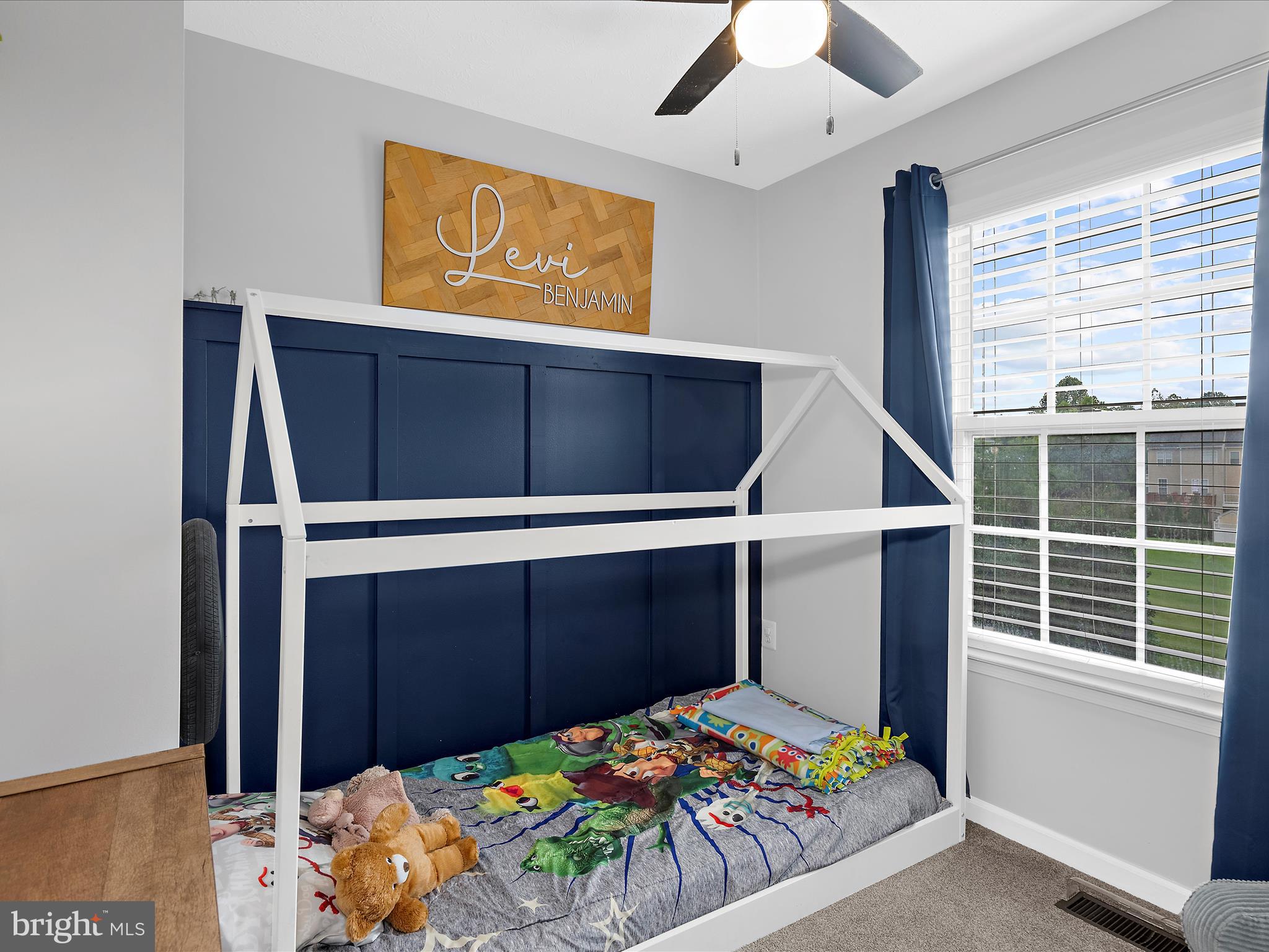 FARMINGTON VILLAGE - Residential