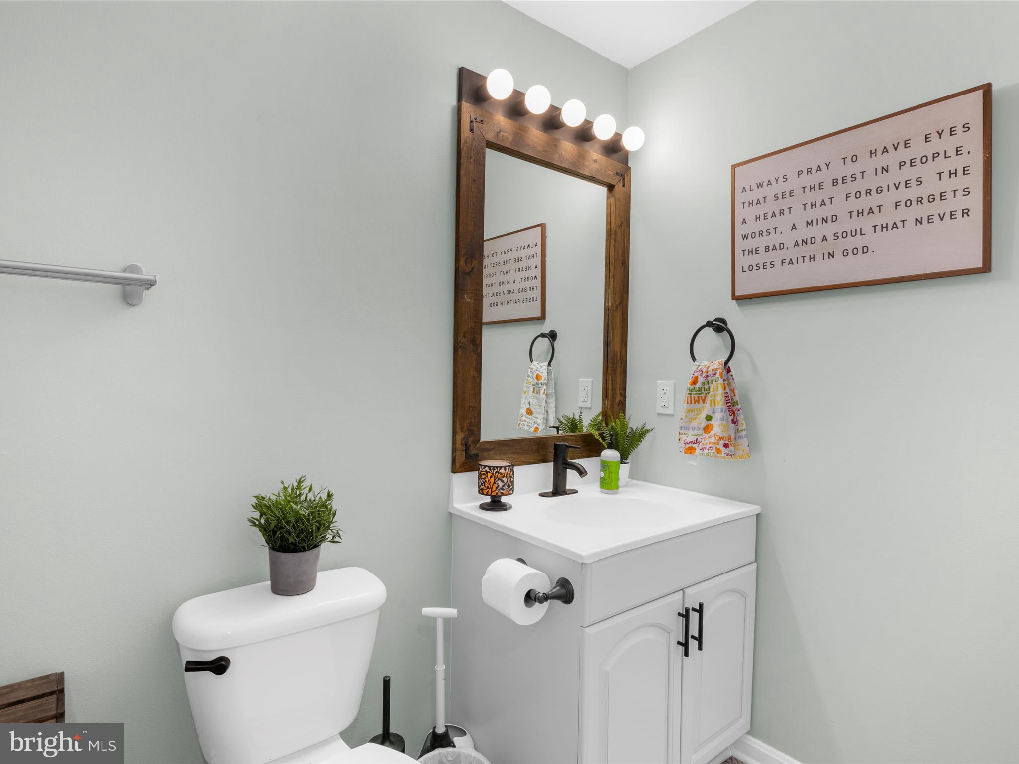 FARMINGTON VILLAGE - Residential