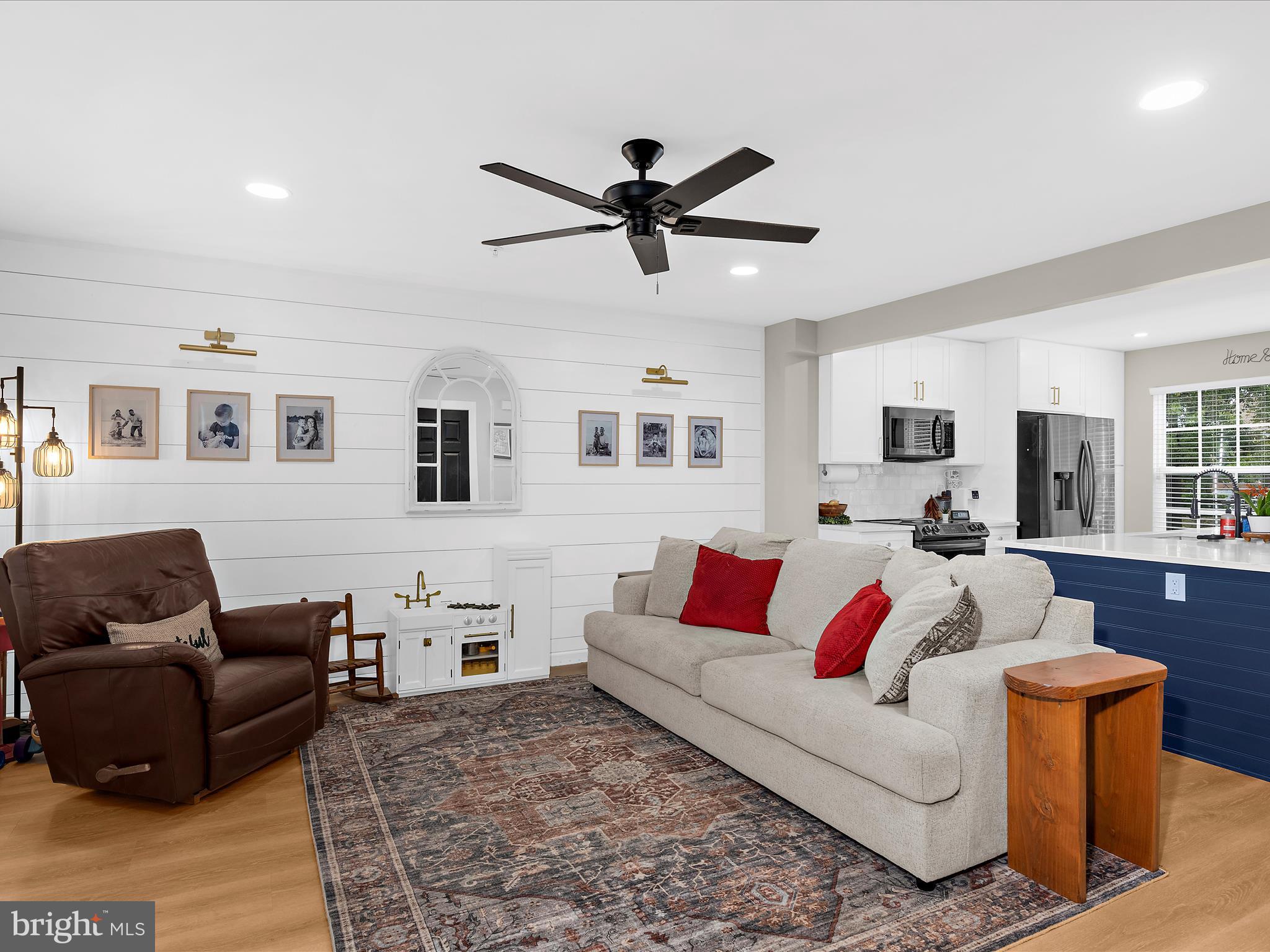 FARMINGTON VILLAGE - Residential