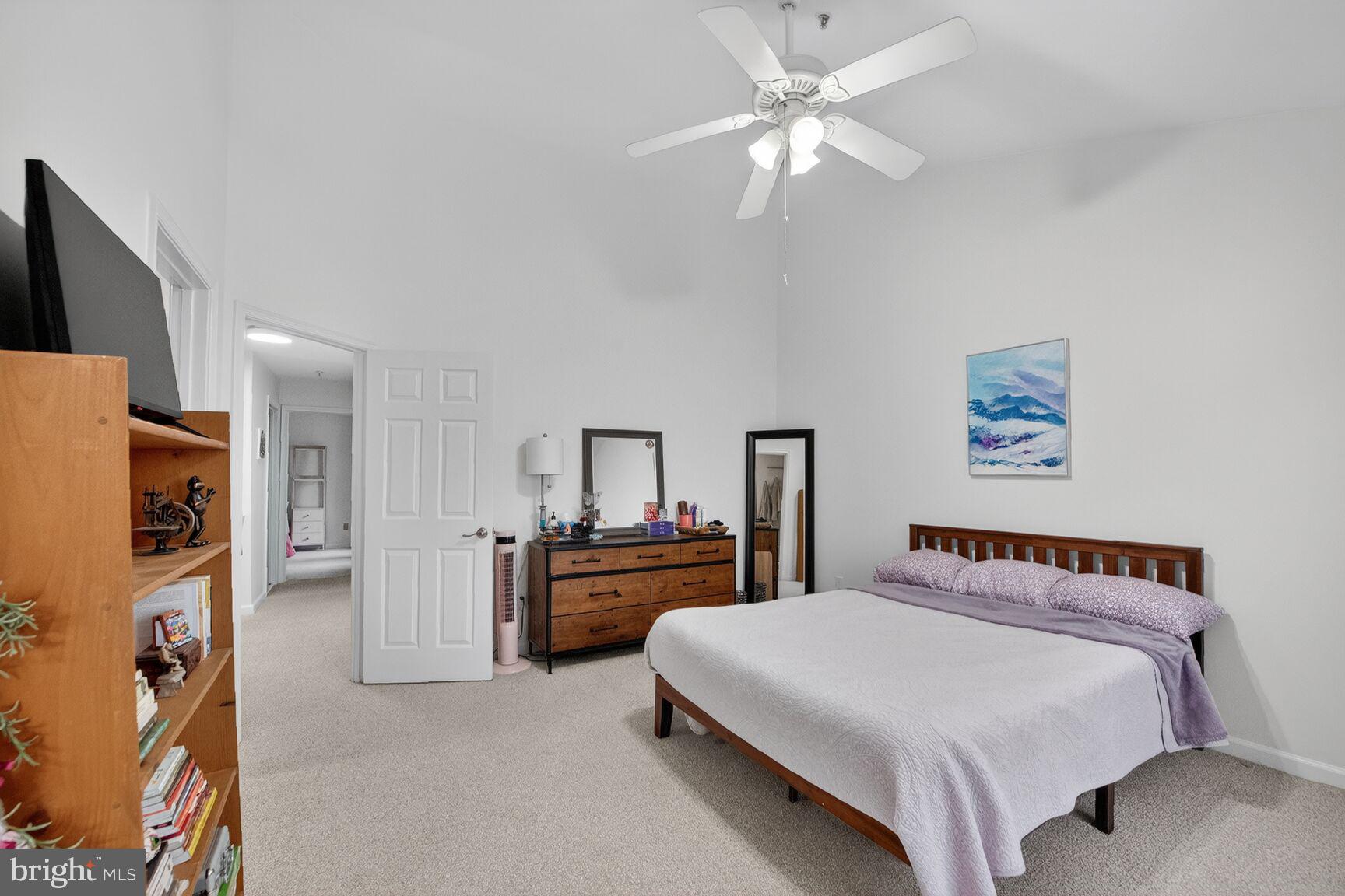 CHELSEA COURTS - Residential