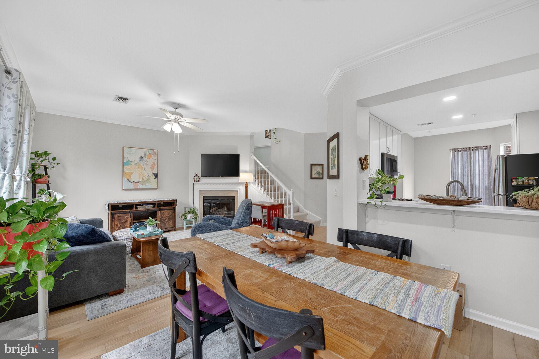 CHELSEA COURTS - Residential