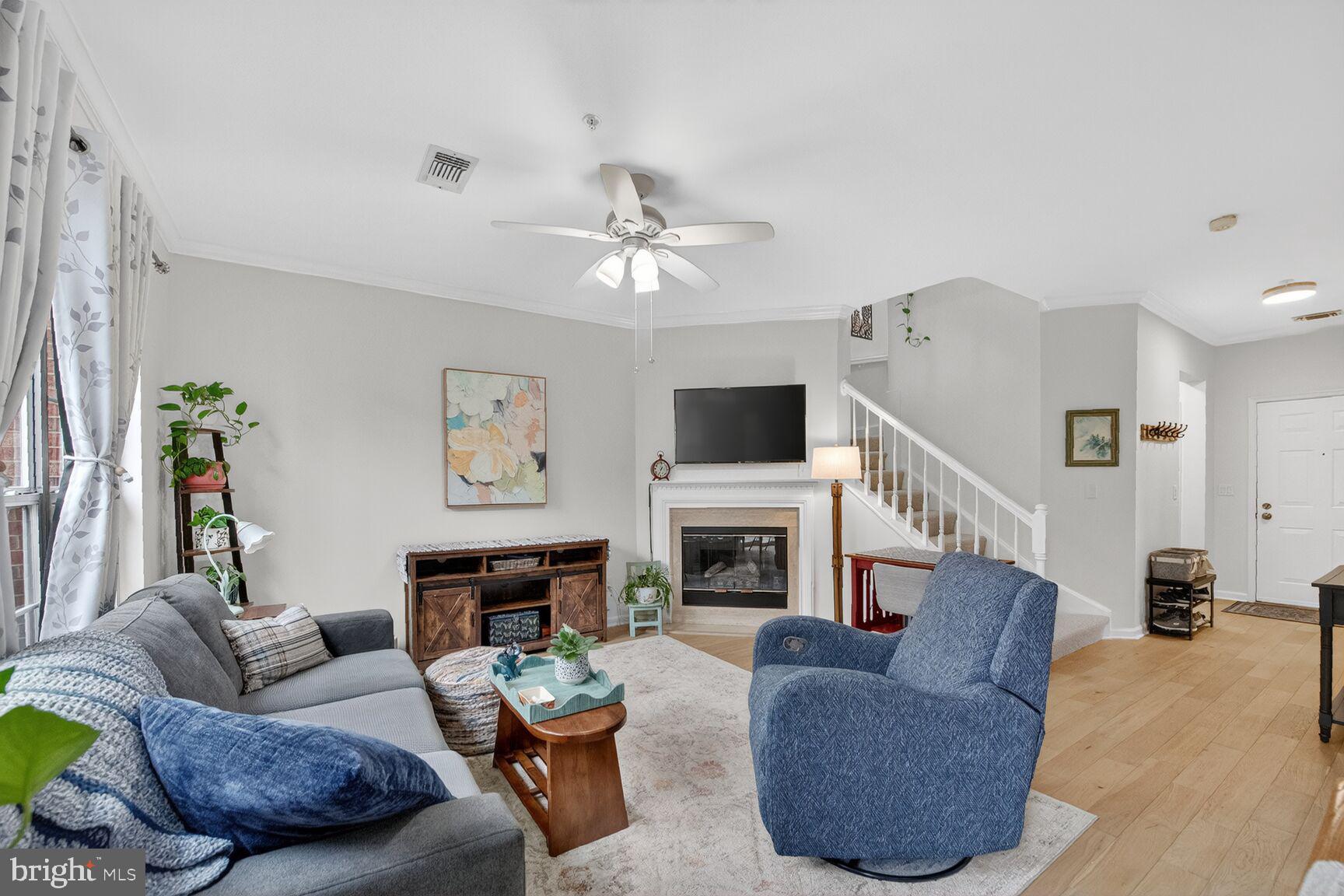 CHELSEA COURTS - Residential