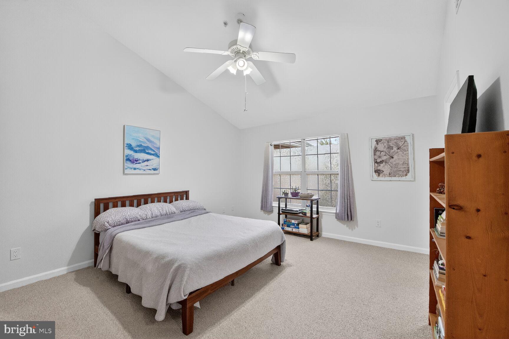 CHELSEA COURTS - Residential