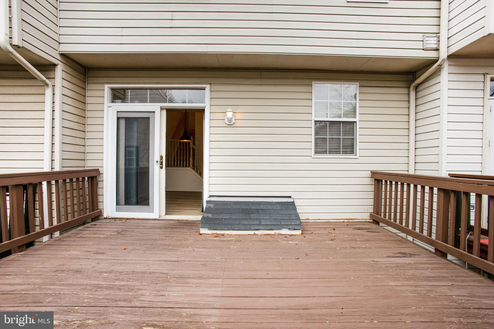 CLOVERLEAF CENTER - Residential Lease