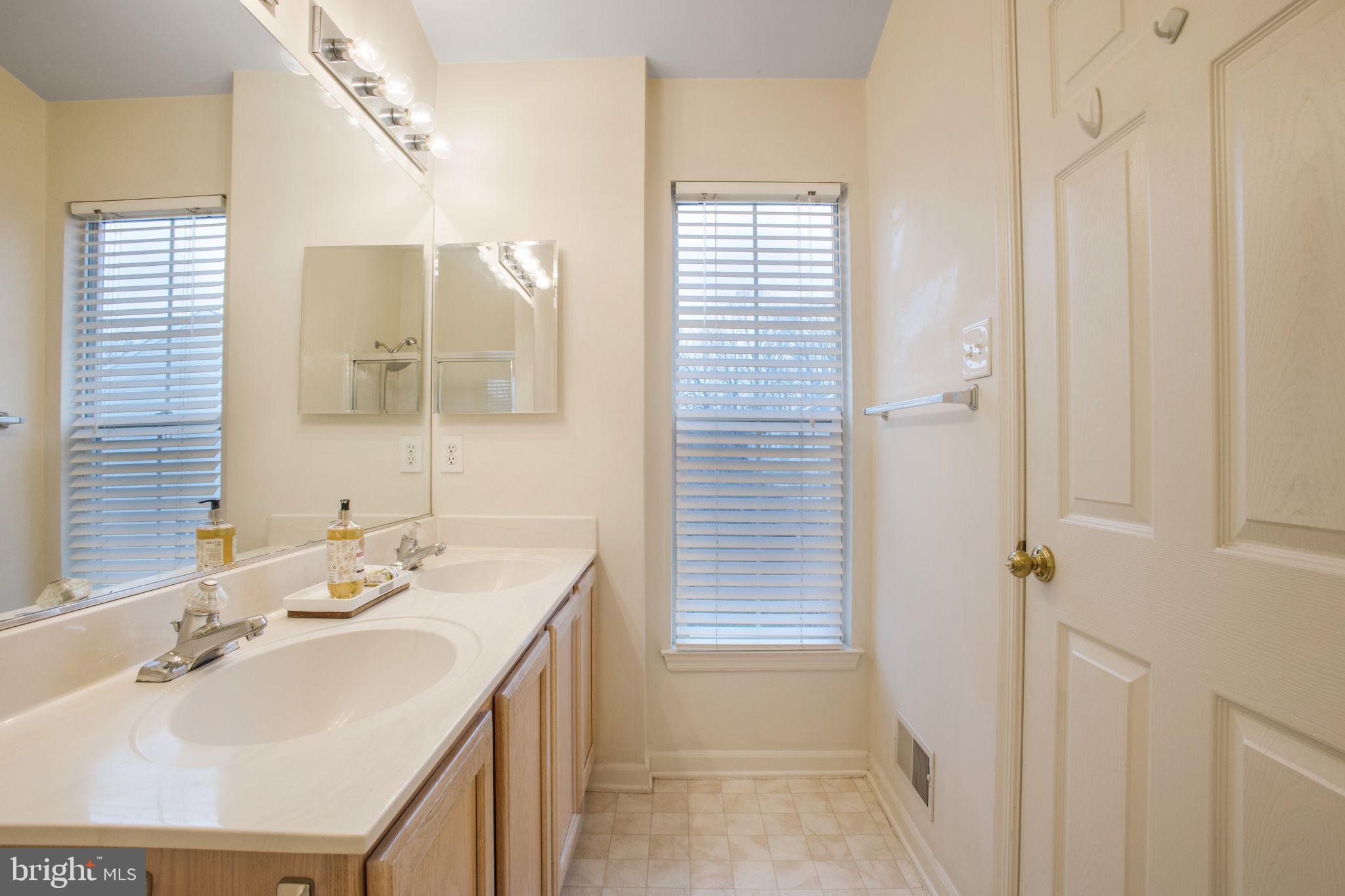 CLOVERLEAF CENTER - Residential Lease