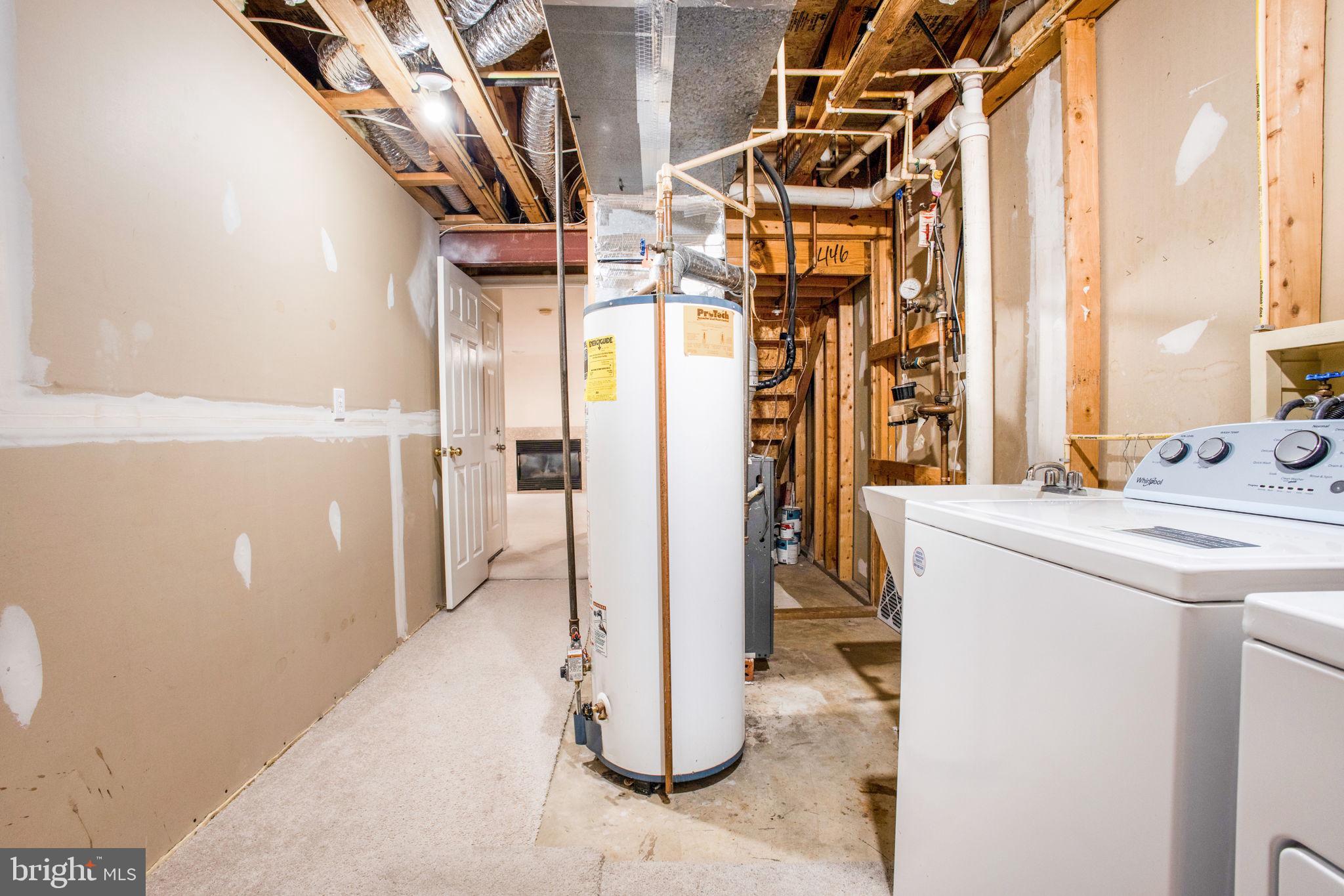 CLOVERLEAF CENTER - Residential Lease