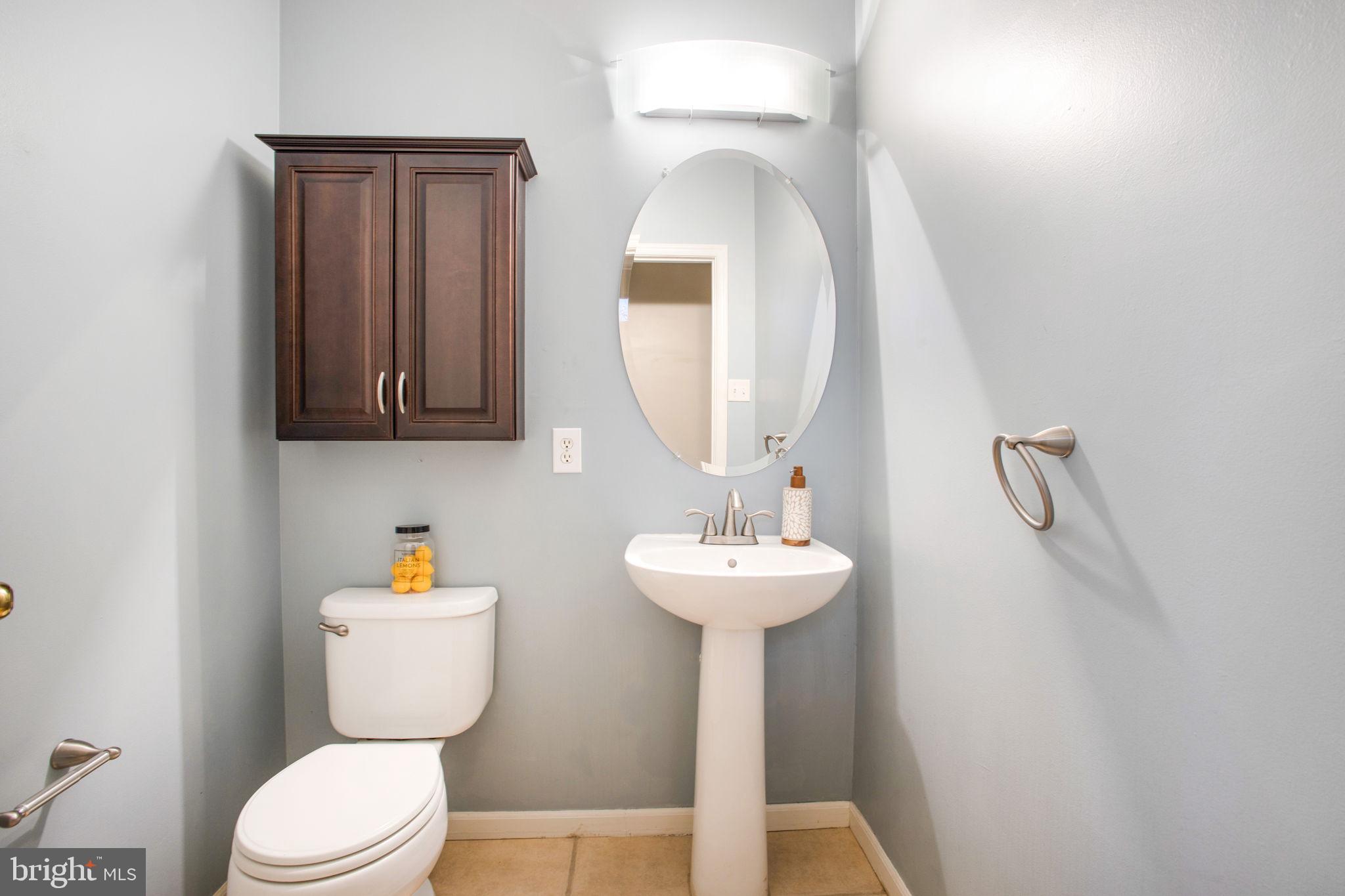 CLOVERLEAF CENTER - Residential Lease