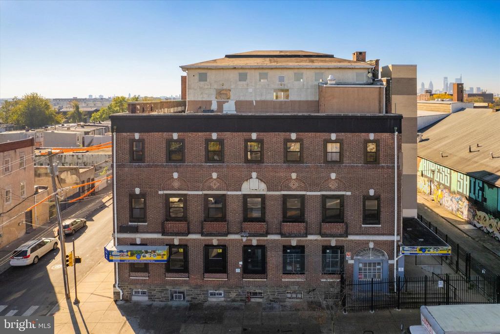 Photo of 152 - 60 W Lehigh Avenue, PHILADELPHIA, PA 19133 (MLS # PAPH2446154)