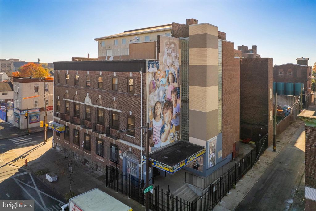 Photo of 152 - 60 W Lehigh Avenue, PHILADELPHIA, PA 19133 (MLS # PAPH2446154)