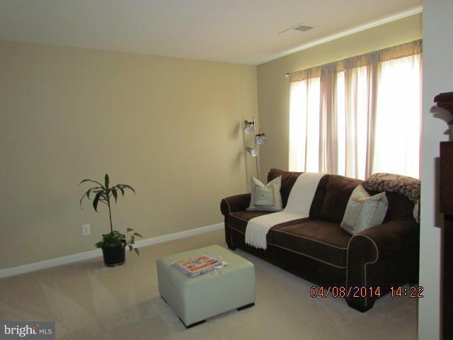 SOUTHWOODS SUBD - Residential Lease