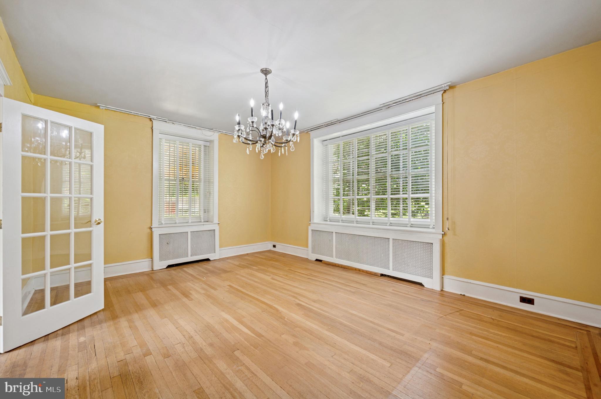 GERMANTOWN (EAST) - Residential