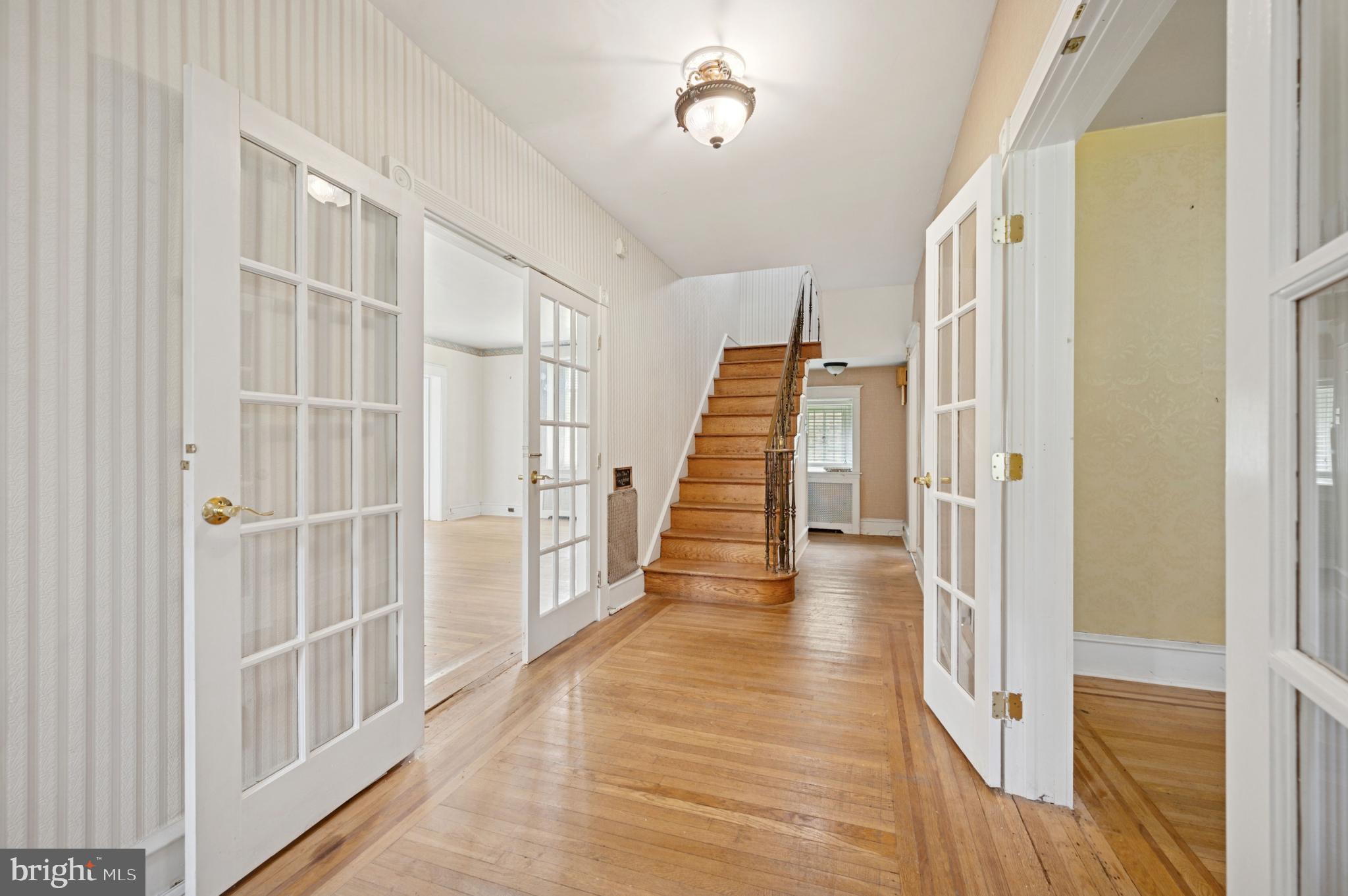 GERMANTOWN (EAST) - Residential