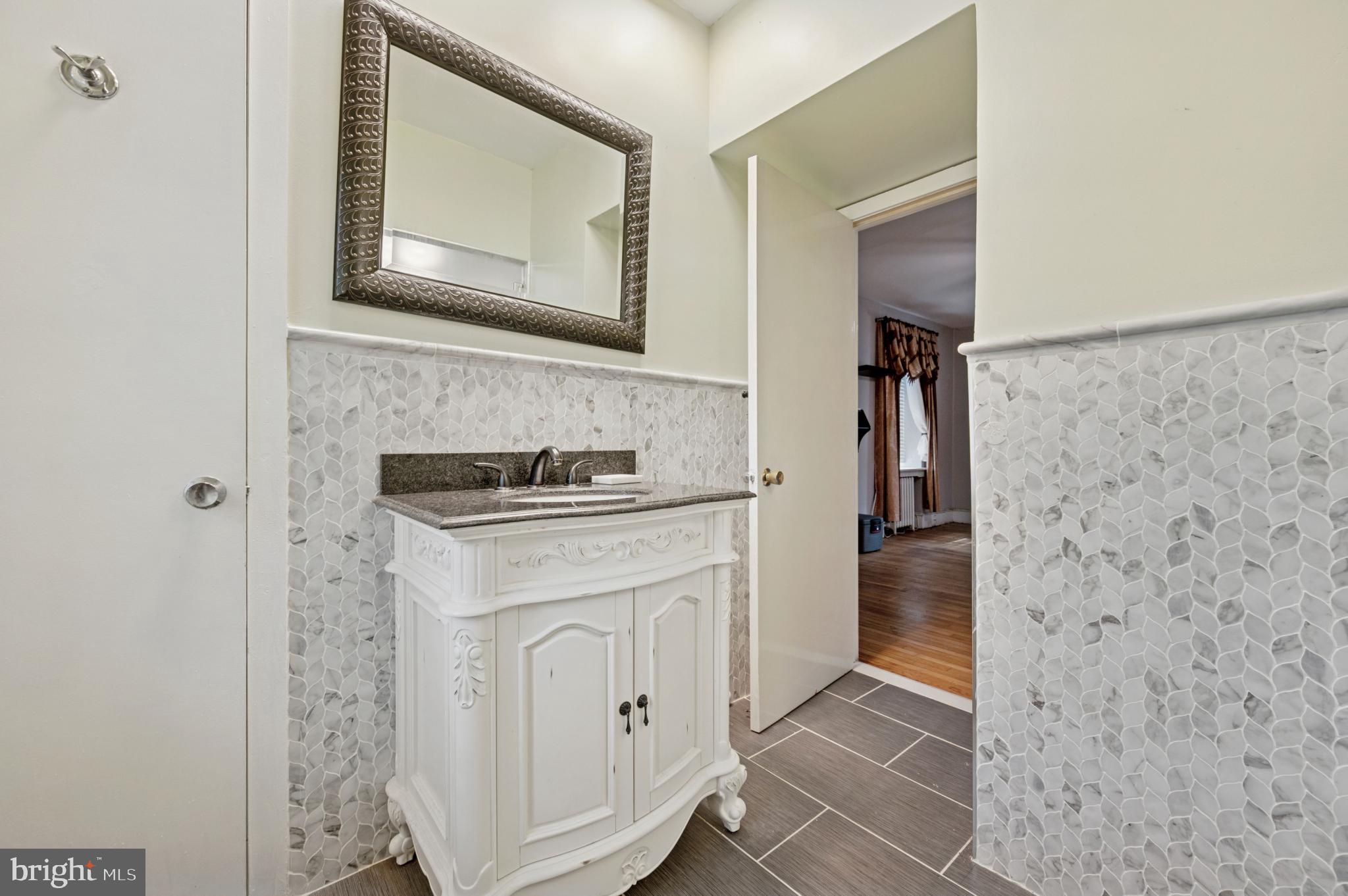 GERMANTOWN (EAST) - Residential