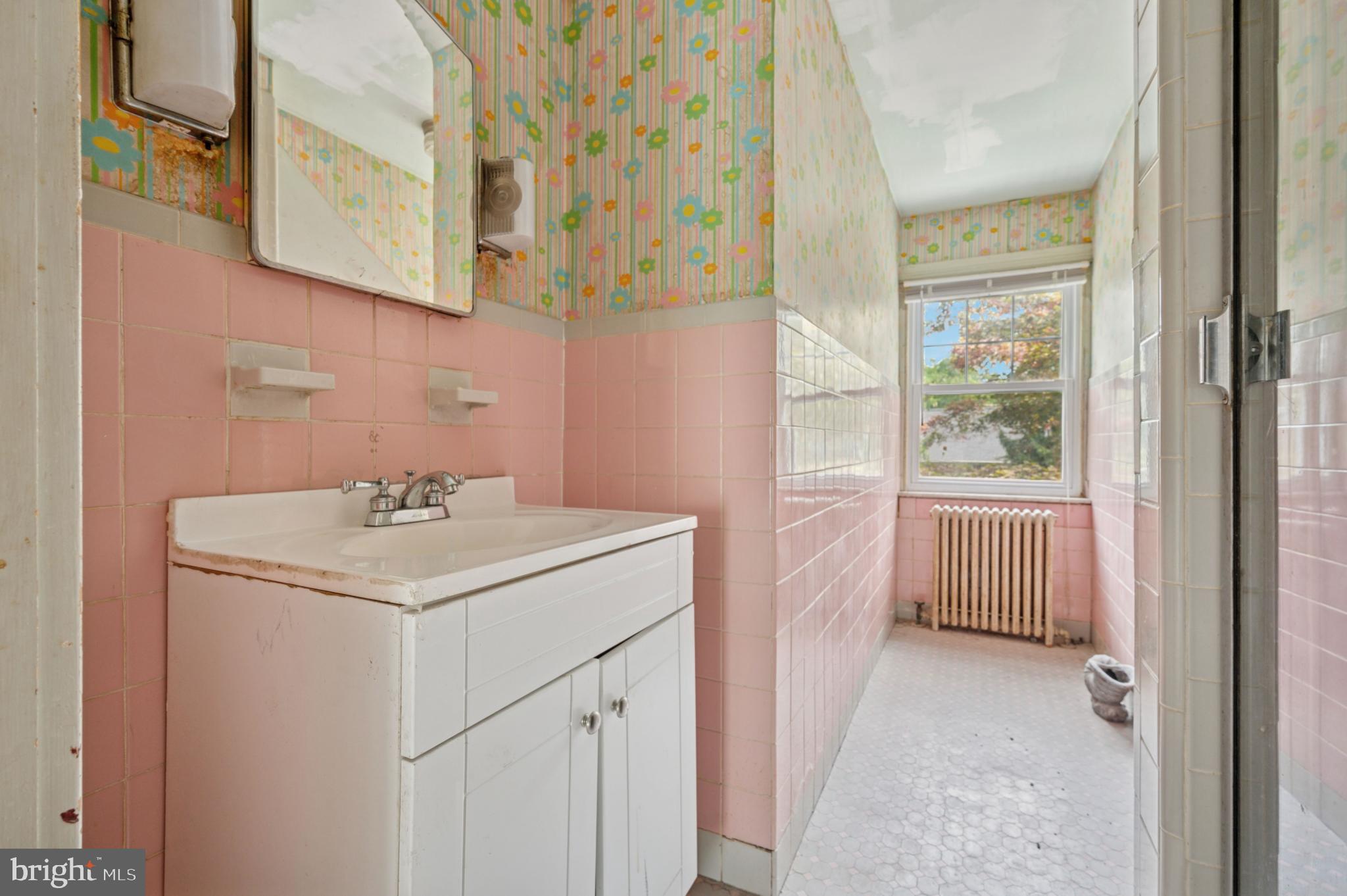 GERMANTOWN (EAST) - Residential