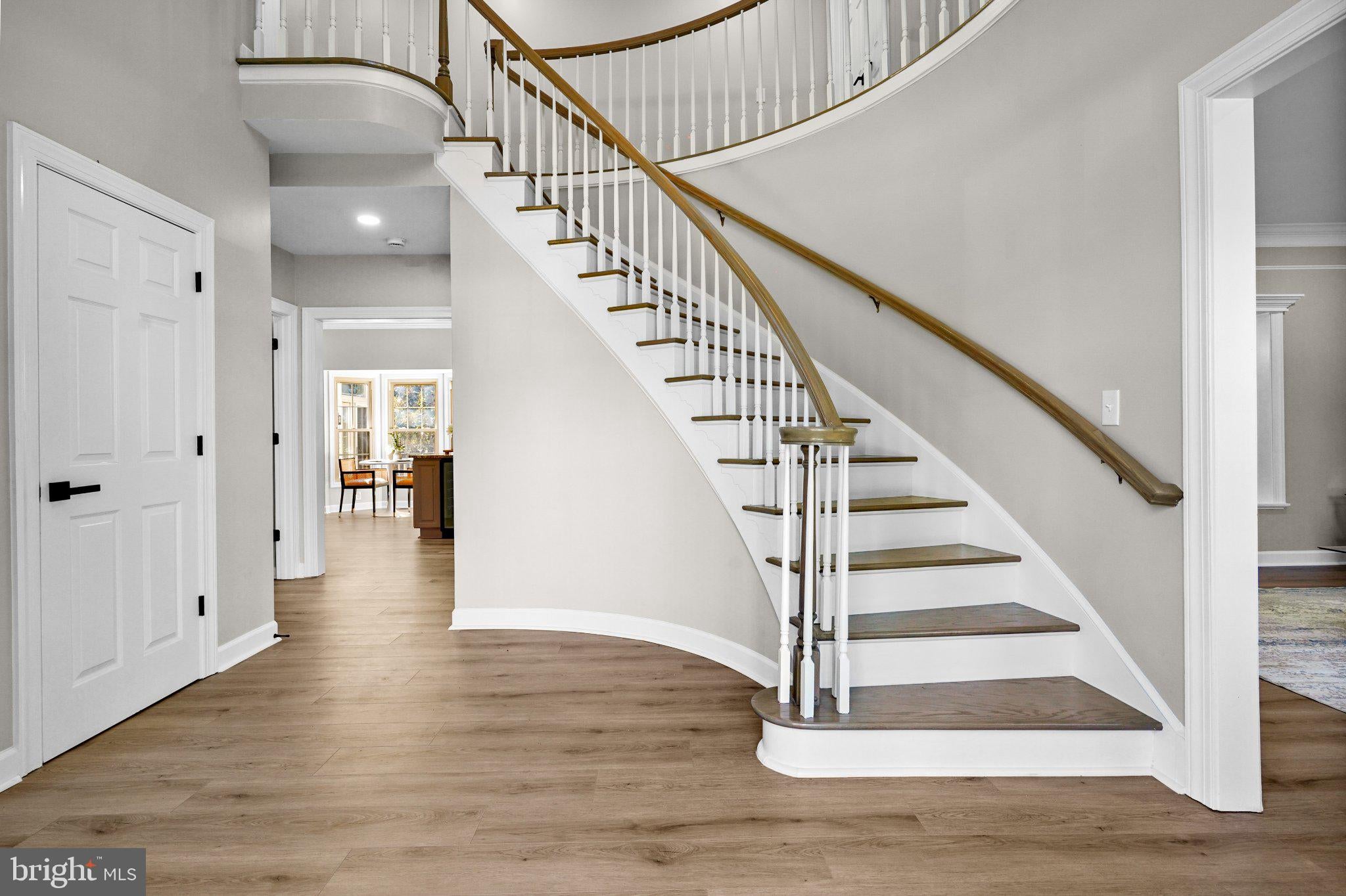 9425 FLOWERDEN LANE