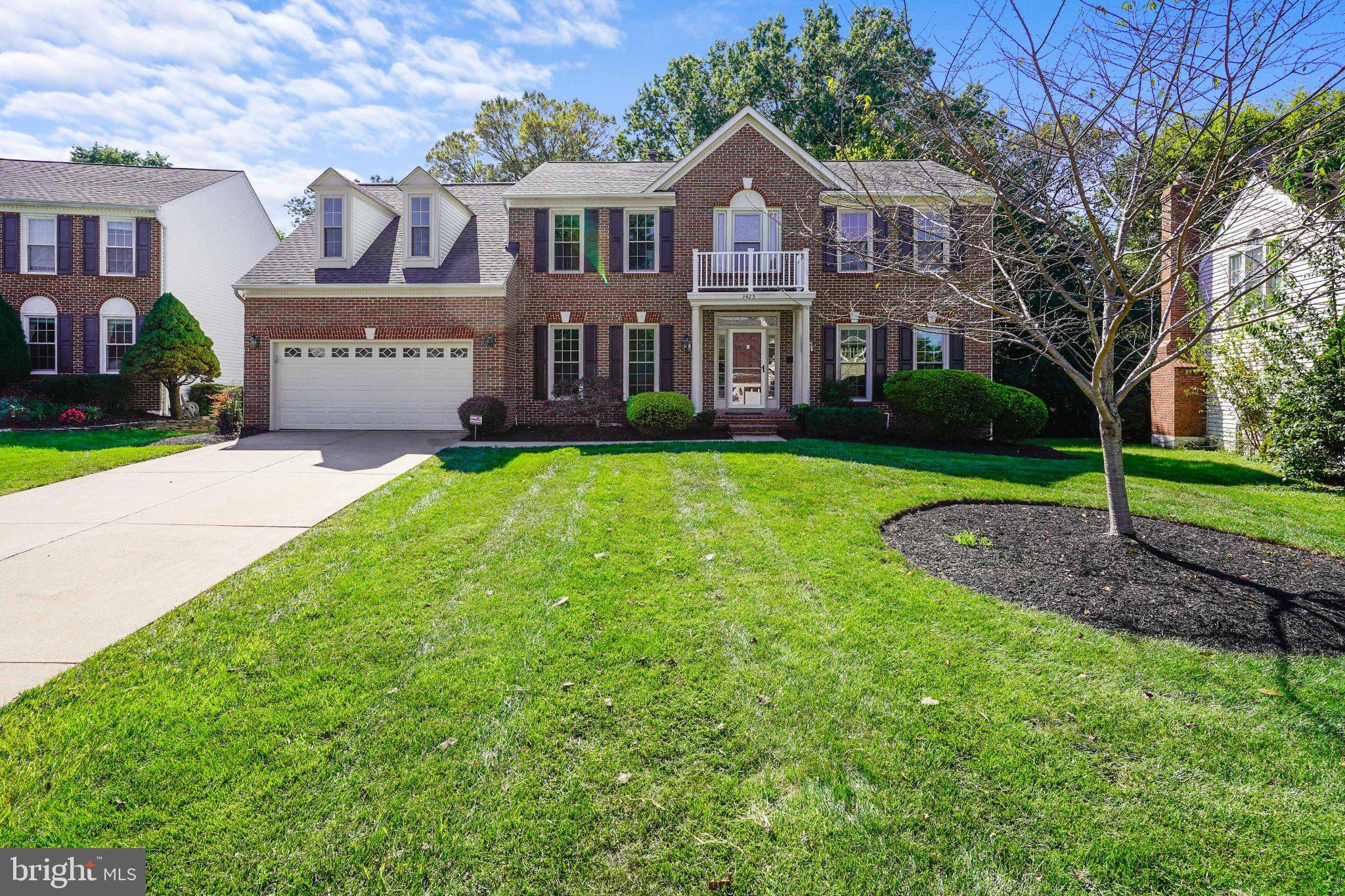 9425 FLOWERDEN LANE