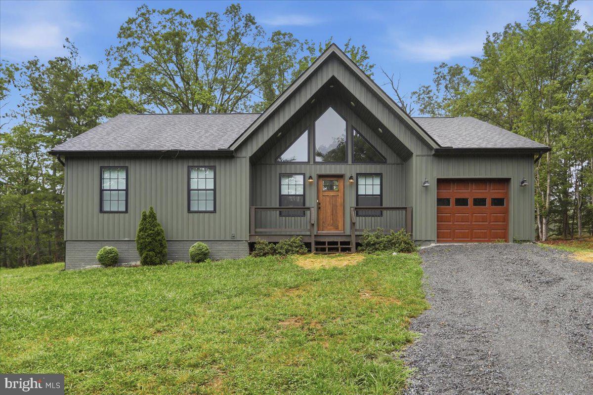 124 MEDFORD LANE