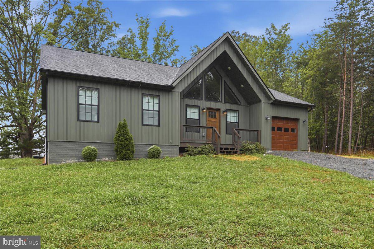 124 MEDFORD LANE