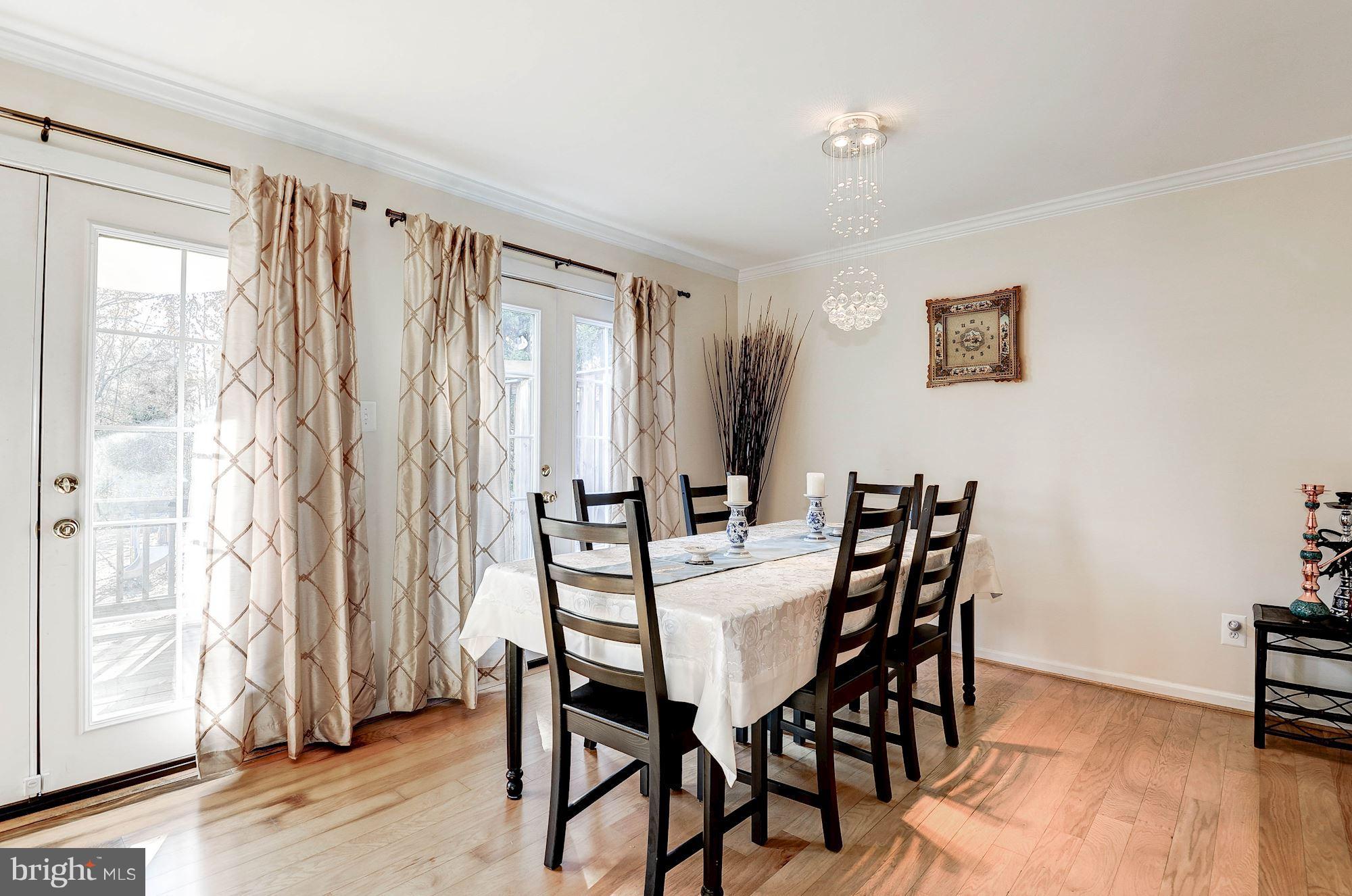 FAIR WOODS - Residential