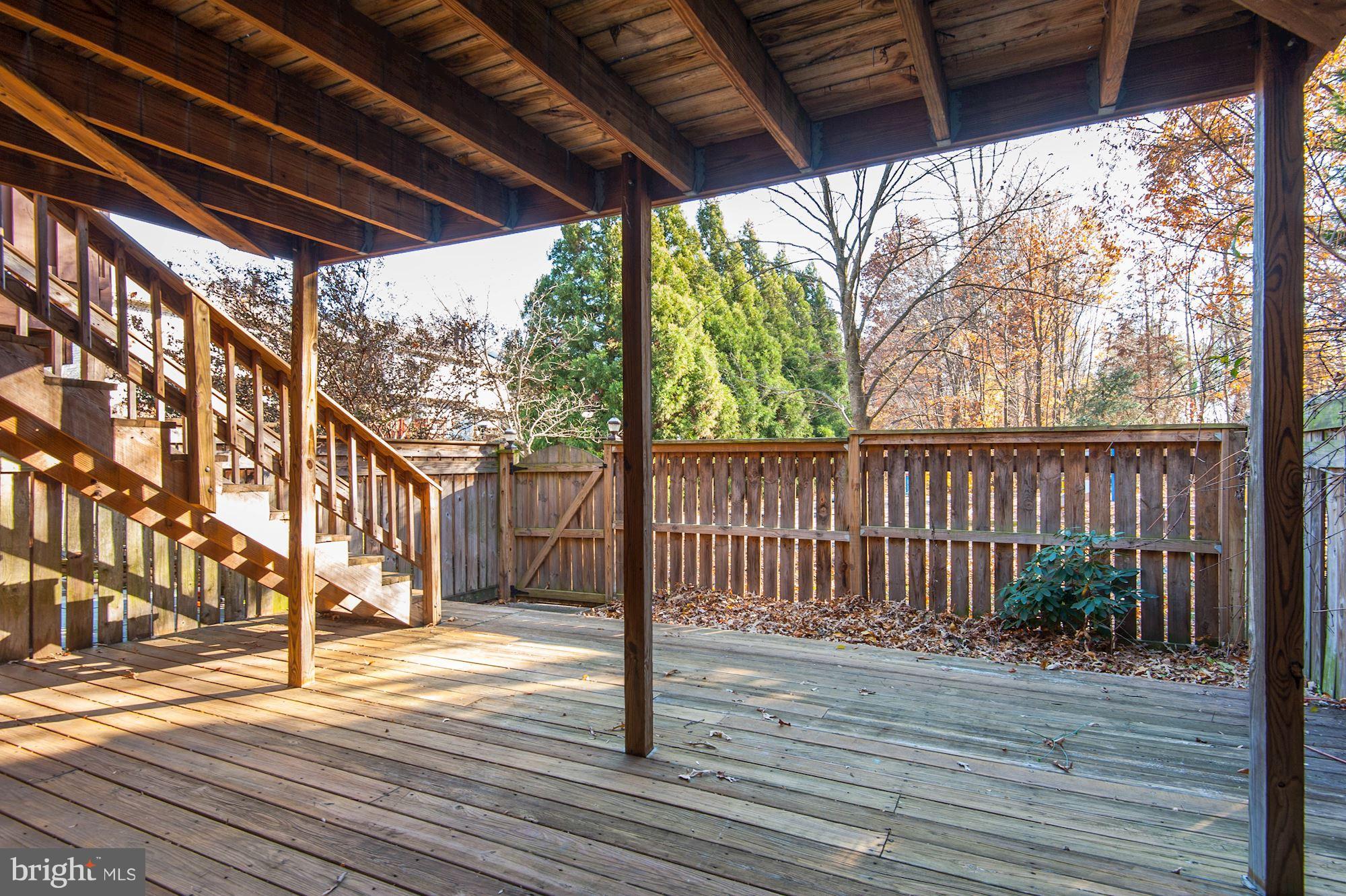 FAIR WOODS - Residential