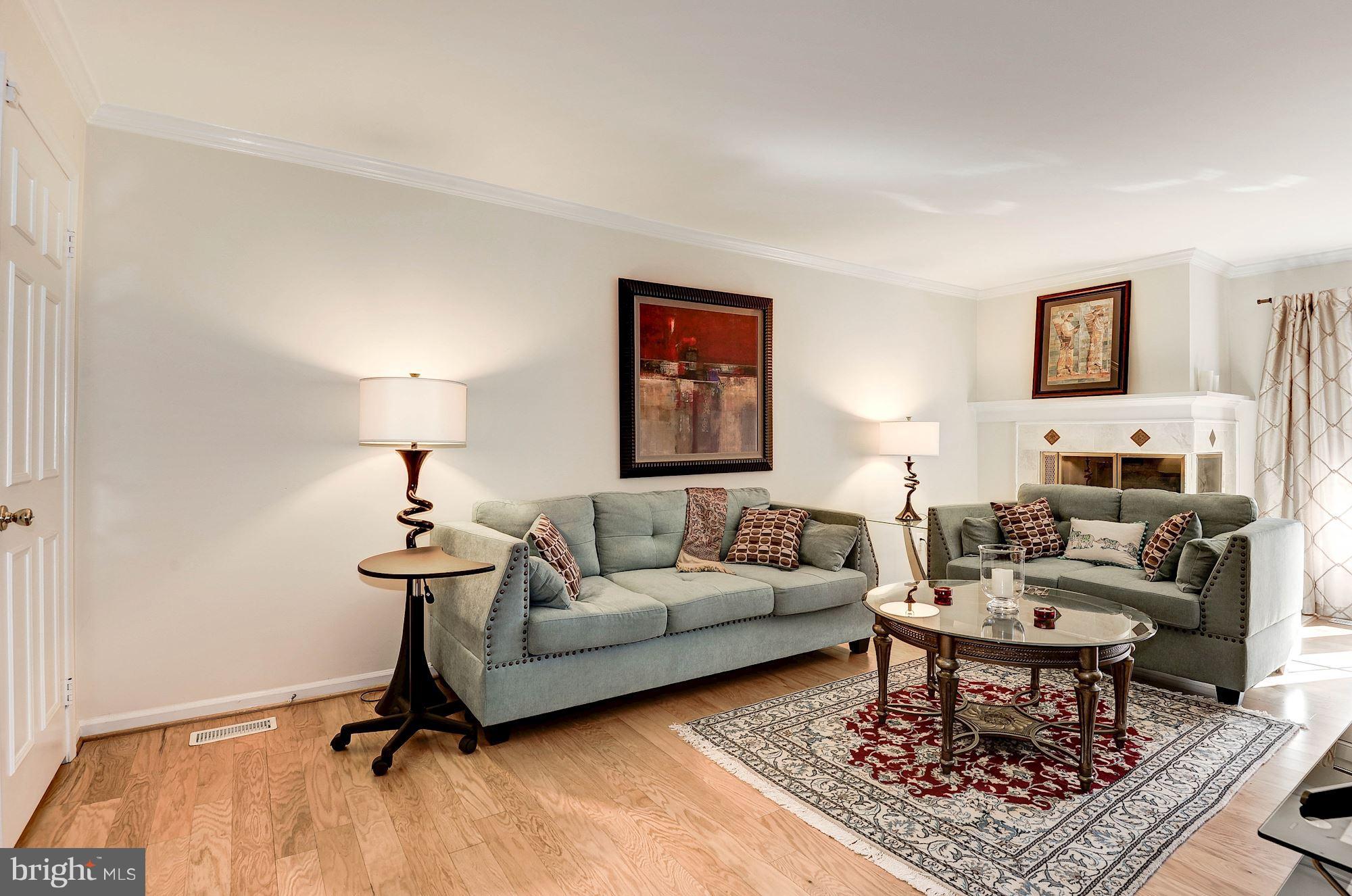 FAIR WOODS - Residential