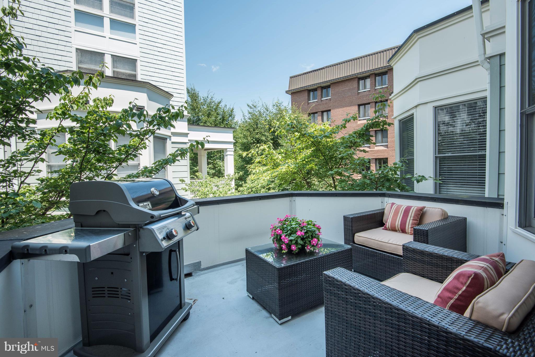 BROMPTONS AT CHERRYDALE - Residential