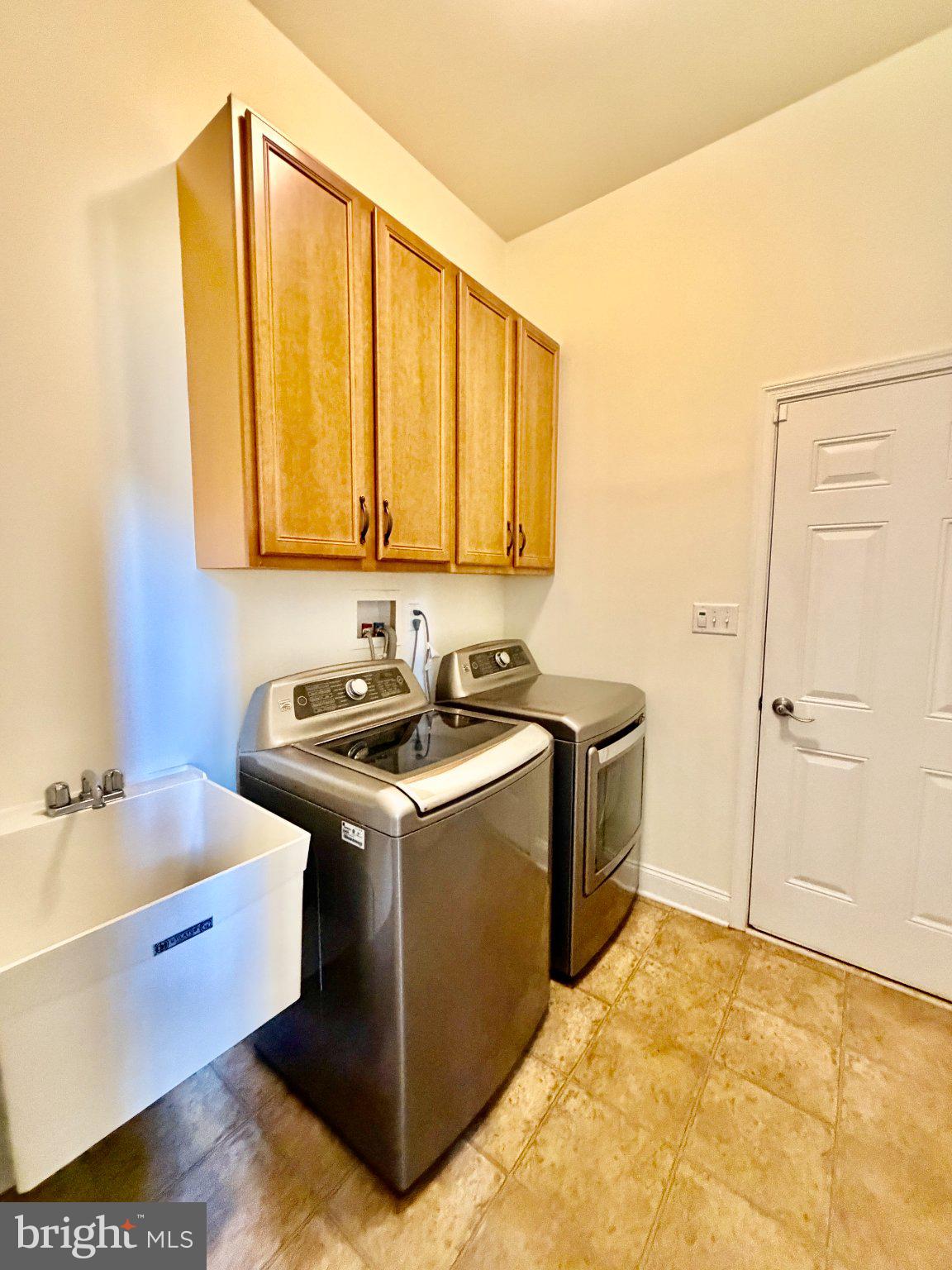 REGENCY AT YARDLEY - Residential