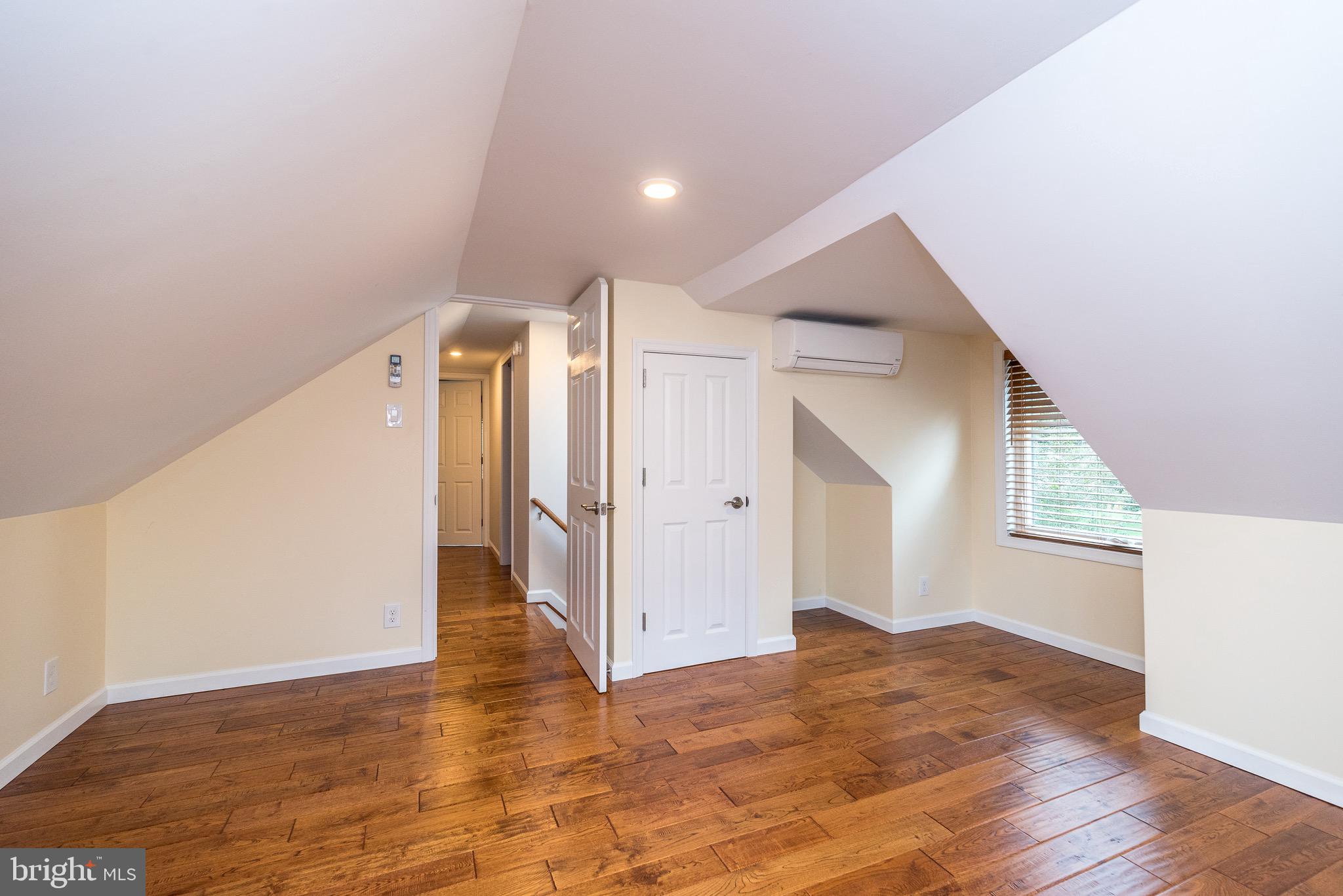 VALLEY VIEW ESTS - Residential