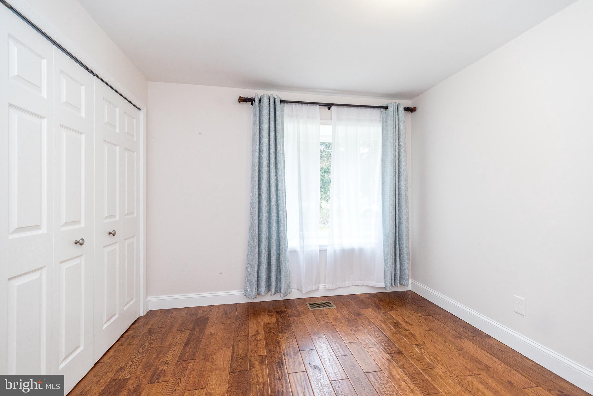 VALLEY VIEW ESTS - Residential