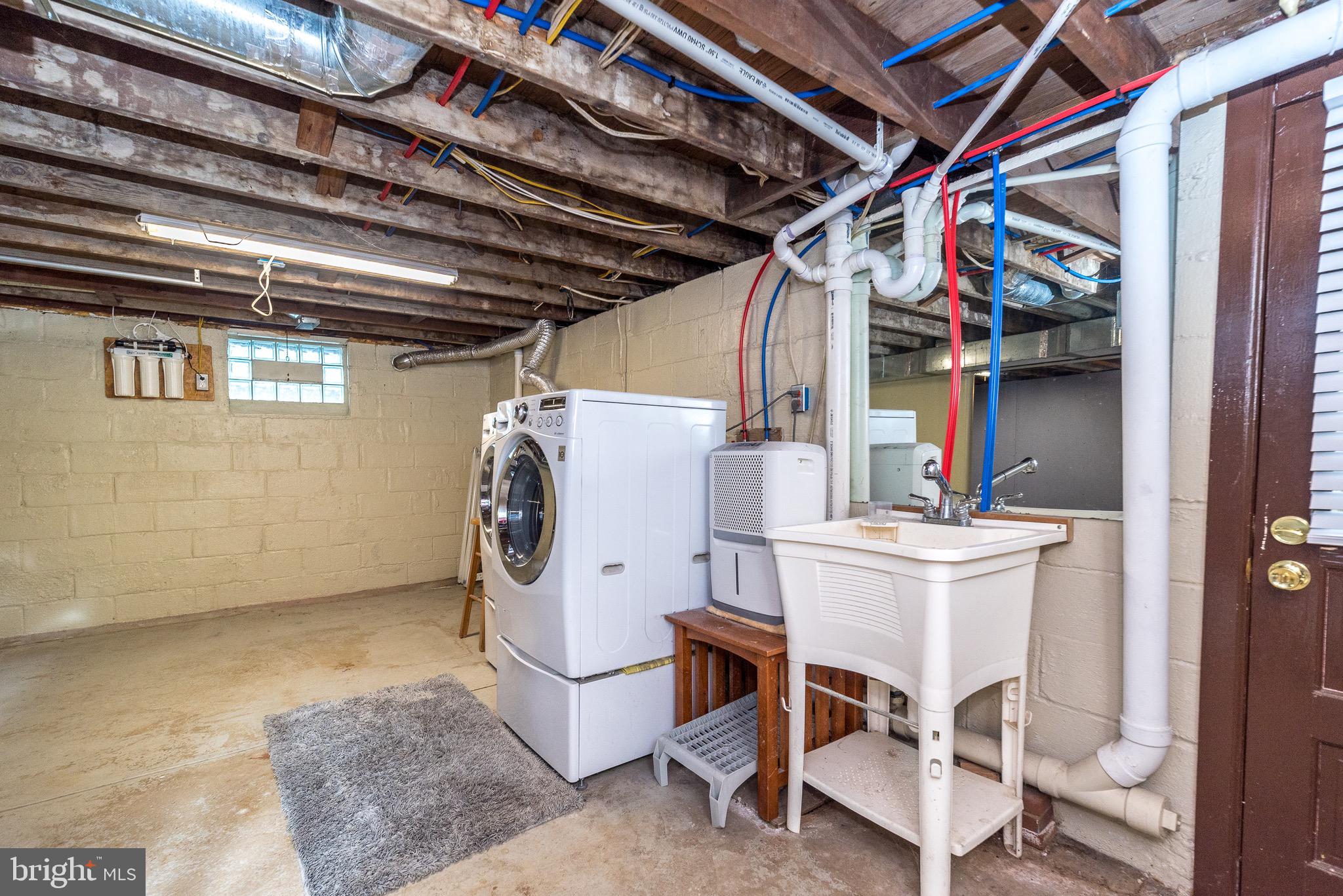 VALLEY VIEW ESTS - Residential