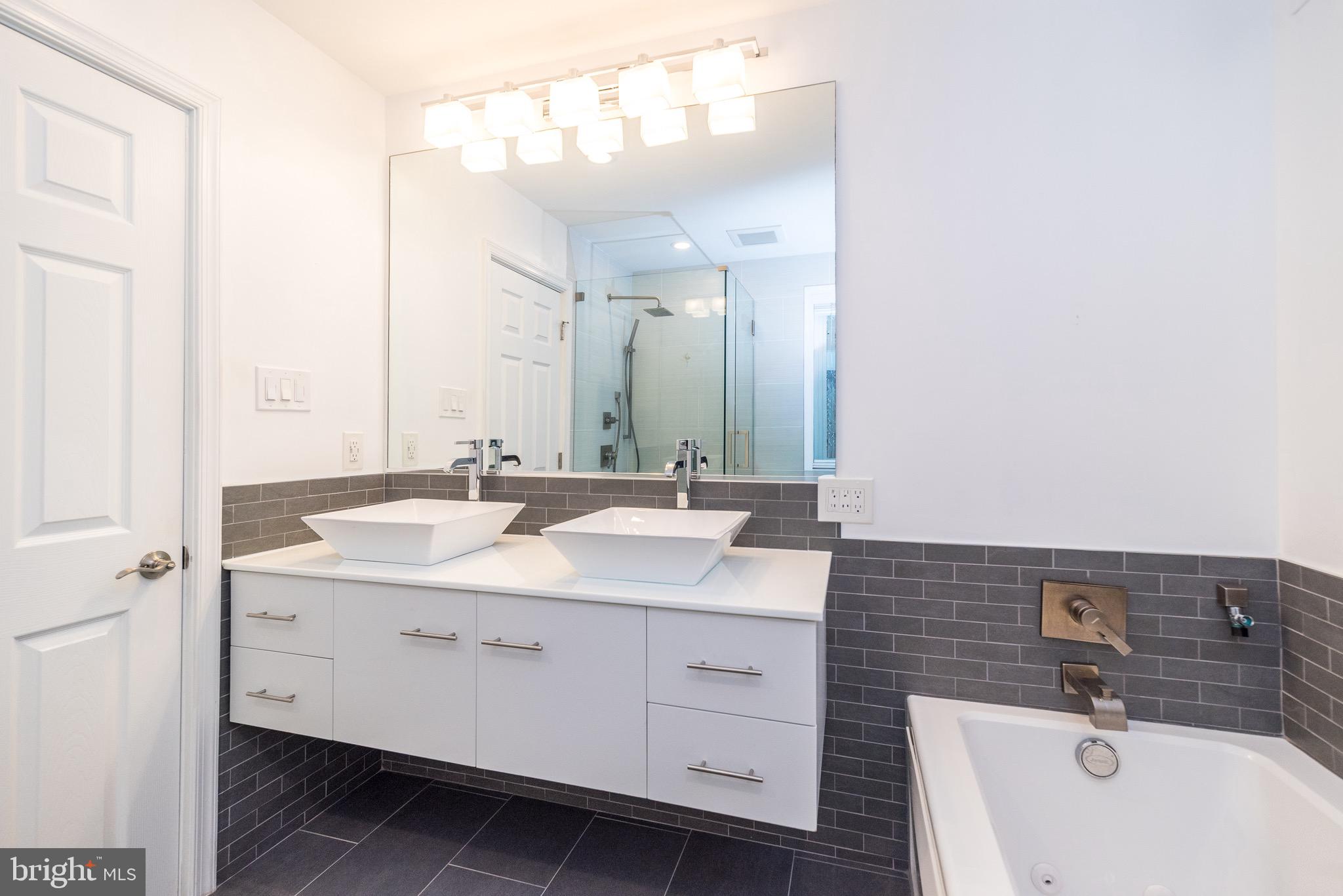 VALLEY VIEW ESTS - Residential