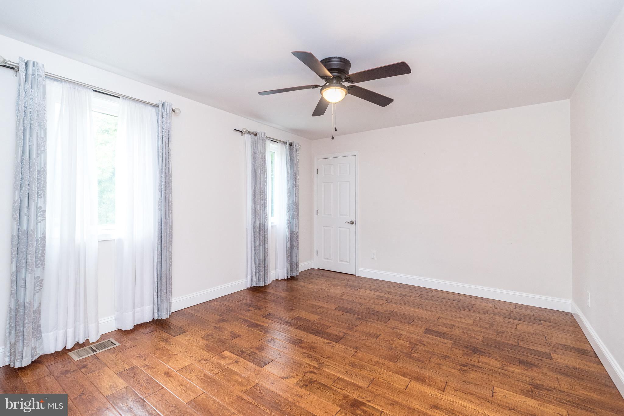 VALLEY VIEW ESTS - Residential