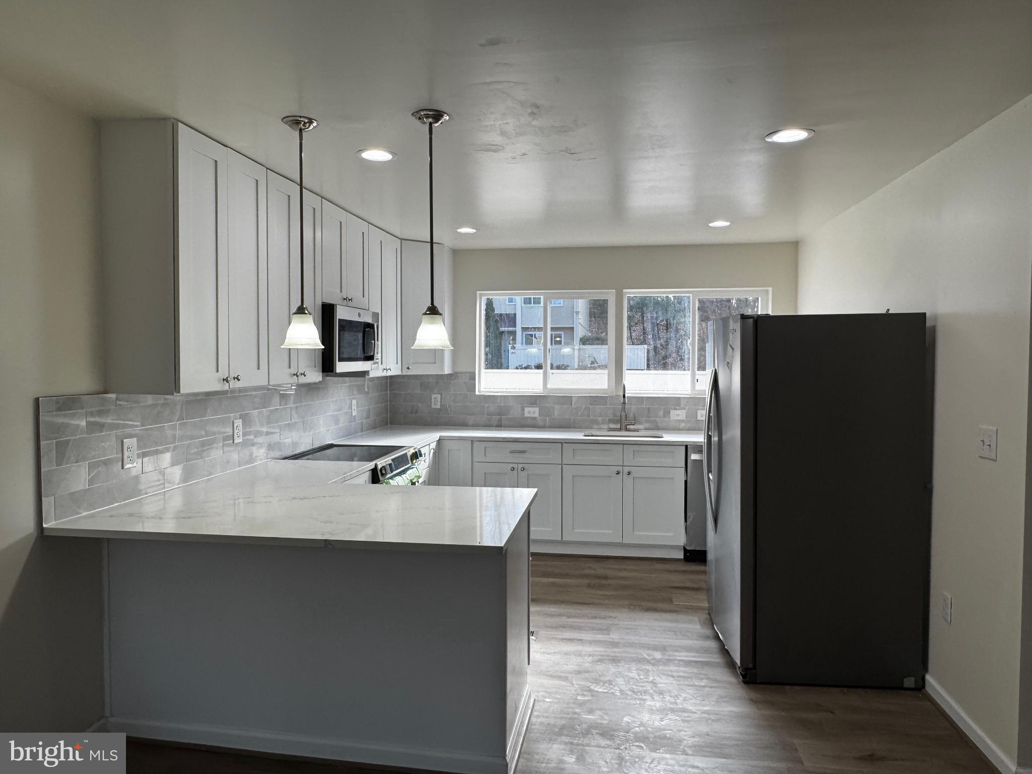 RIPPON LANDING - Residential