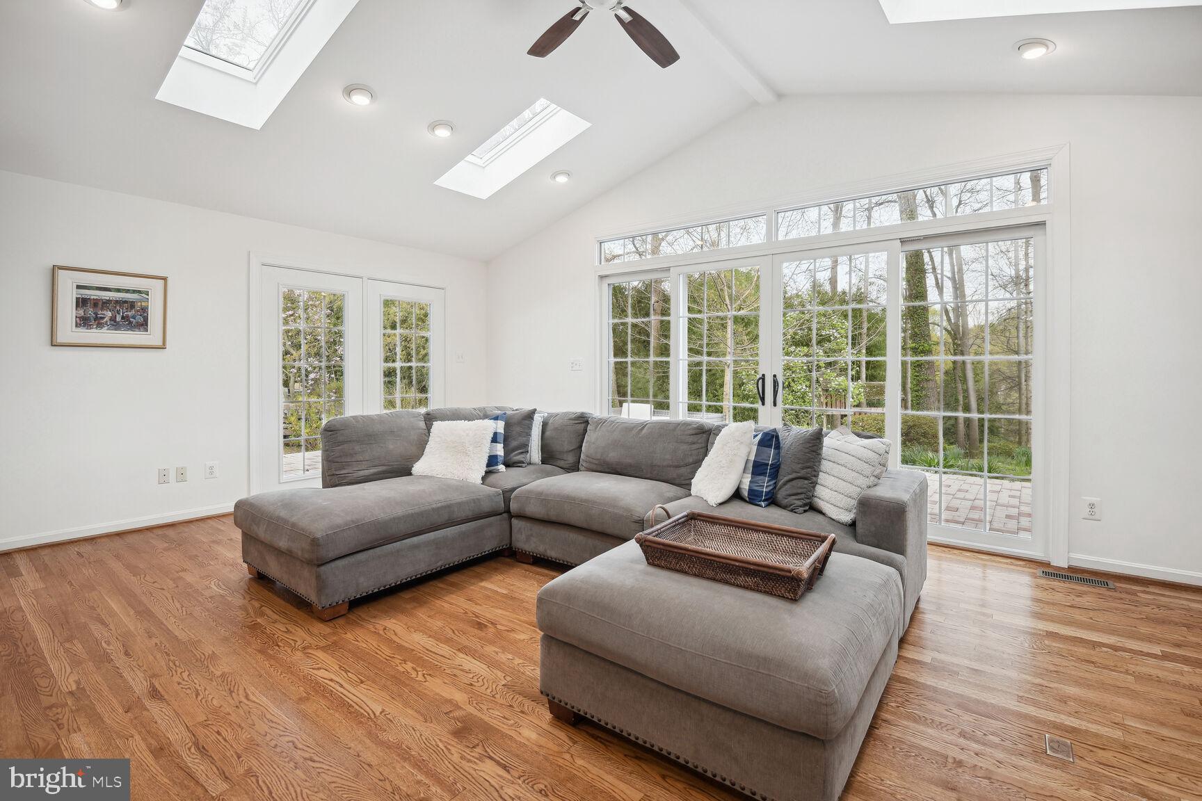 SWINKS MILL - Residential