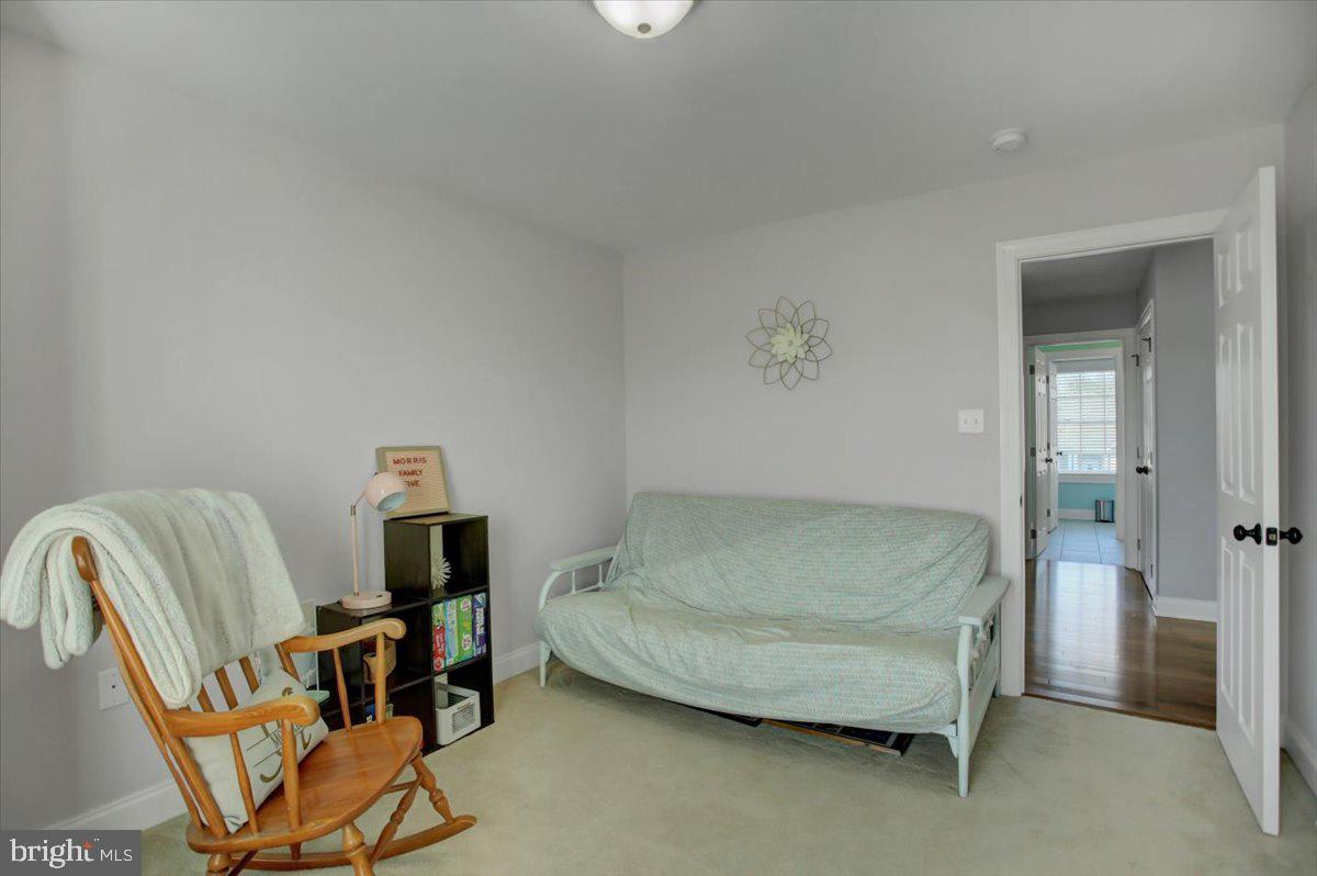 MEADOWBROOK FARMS - Residential