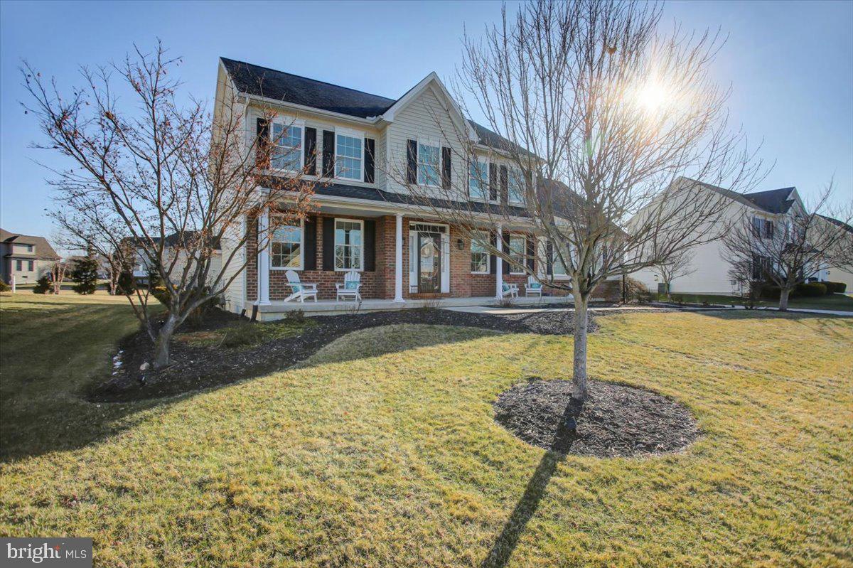 MEADOWBROOK FARMS - Residential