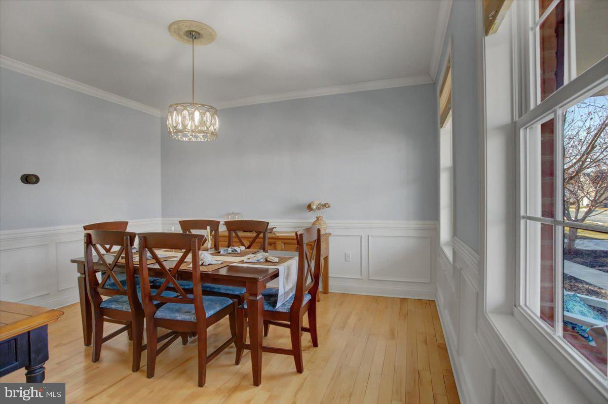 MEADOWBROOK FARMS - Residential