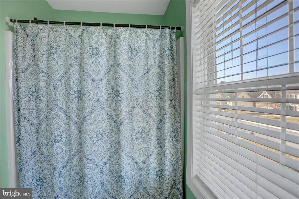 MEADOWBROOK FARMS - Residential