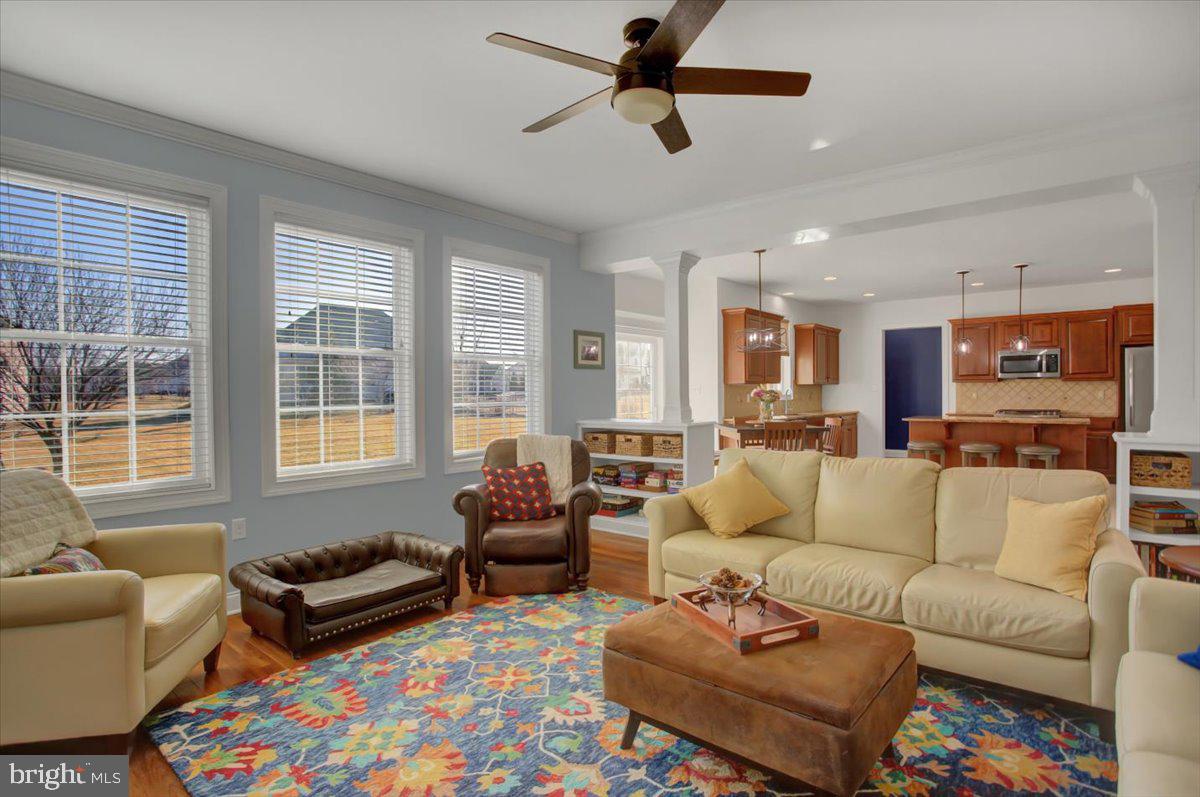 MEADOWBROOK FARMS - Residential