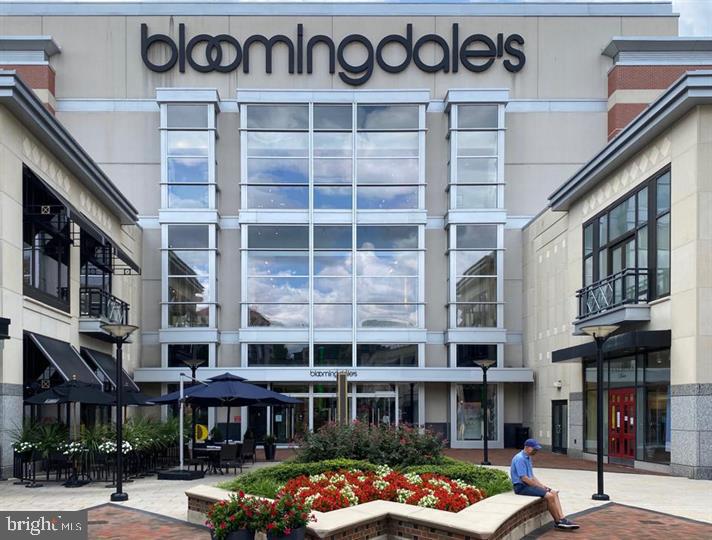 WILLOUGHBY OF CHEVY CHASE - Residential